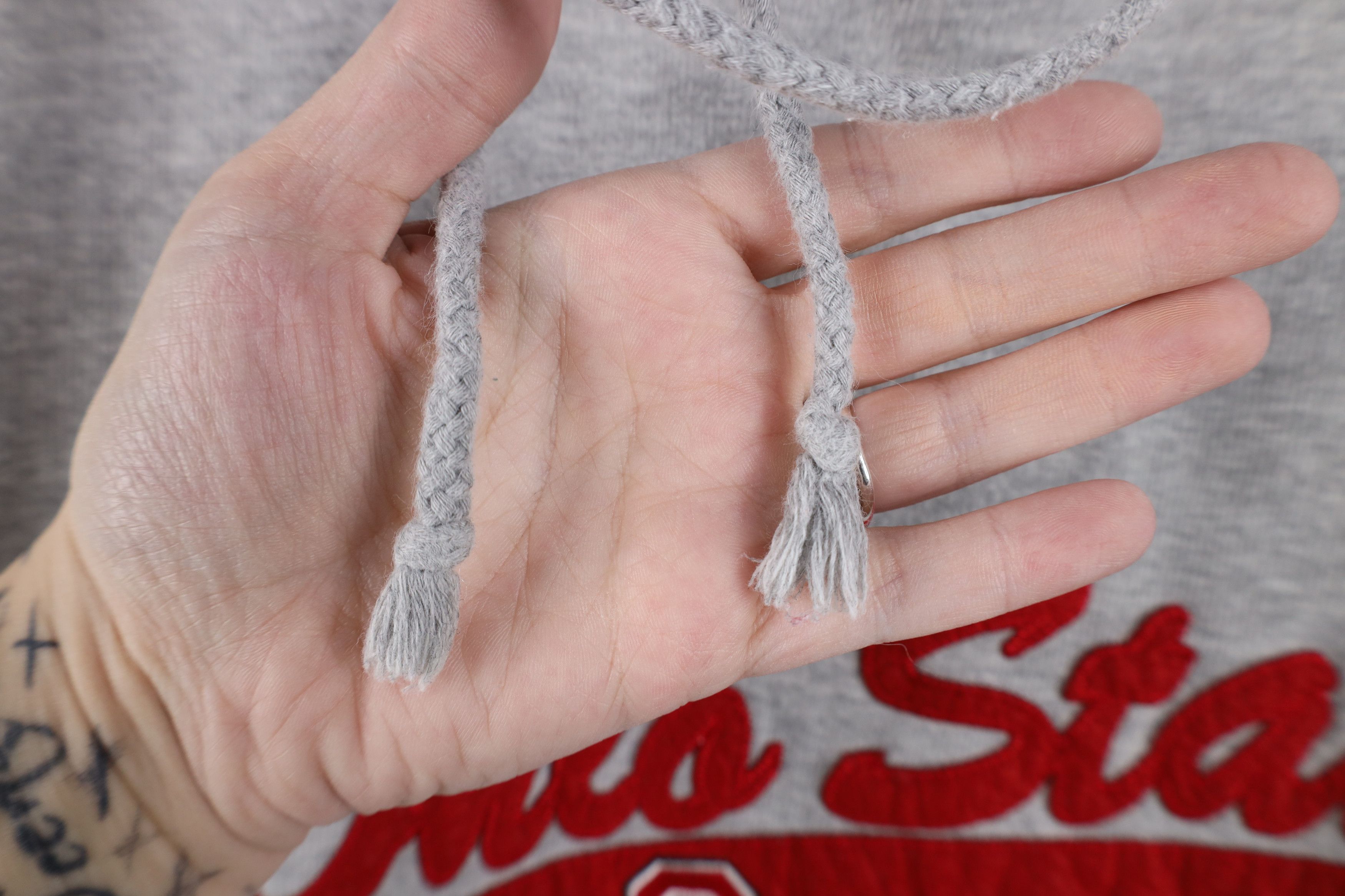 Vintage Vintage 90s Spell Out Script Ohio State University Hoodie Size US XXL / EU 58 / 5 - 6 Thumbnail
