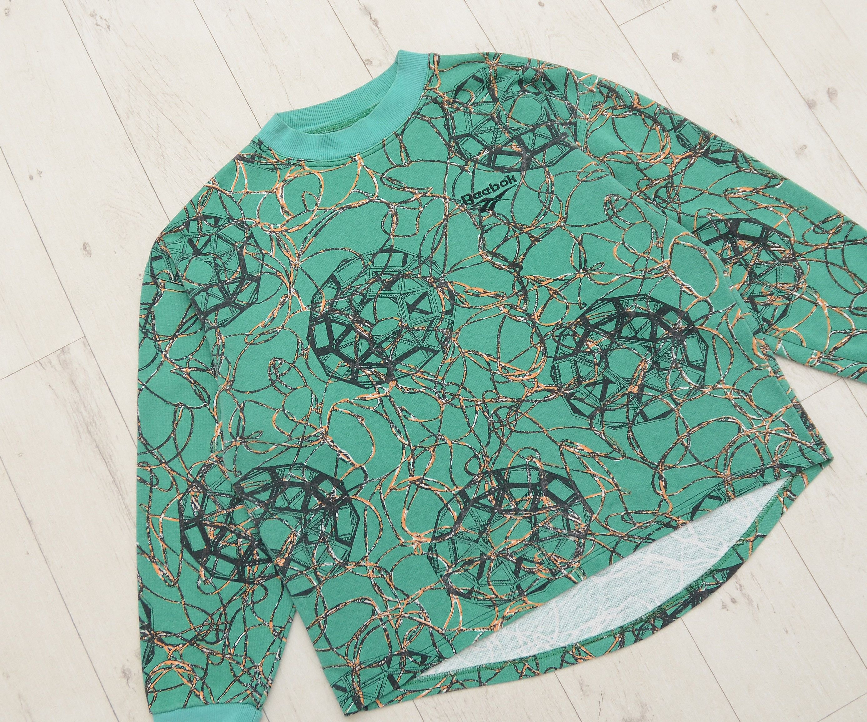 Reebok Vintage Reebok Sweatshirt Abstract Green Star Chain Pattern Size US L / EU 52-54 / 3 - 2 Thumbnail