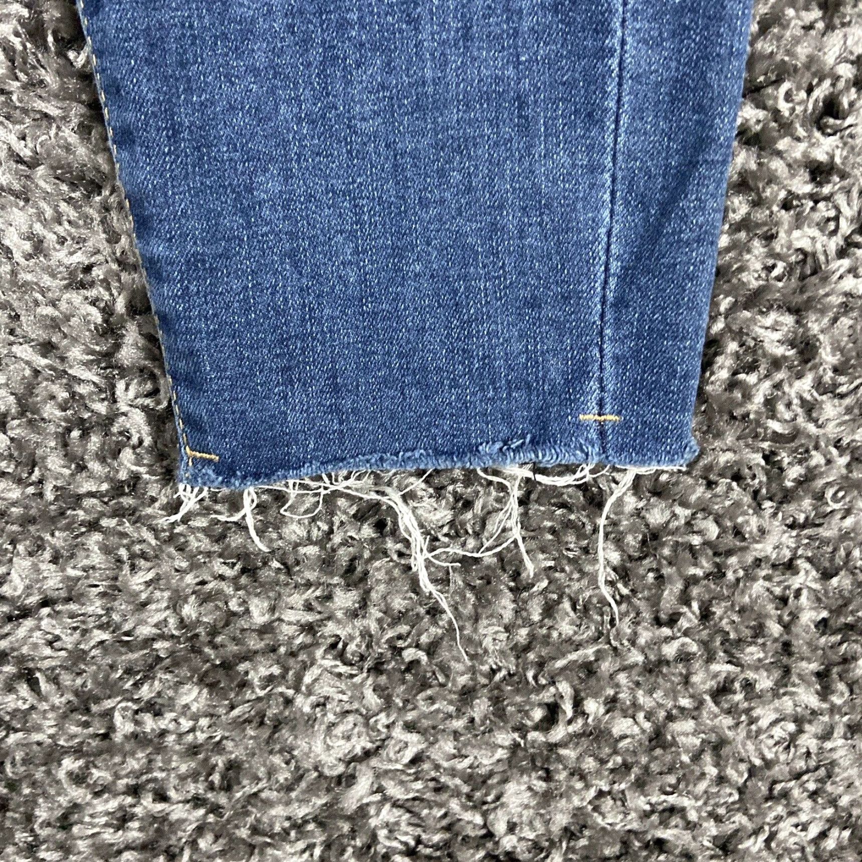 Vintage Kendall + Kylie The Kontour High Rise Skinny Distressed Blue Jeans Women’s 0/24 Size 25" / US 0 / IT 36 - 2 Thumbnail