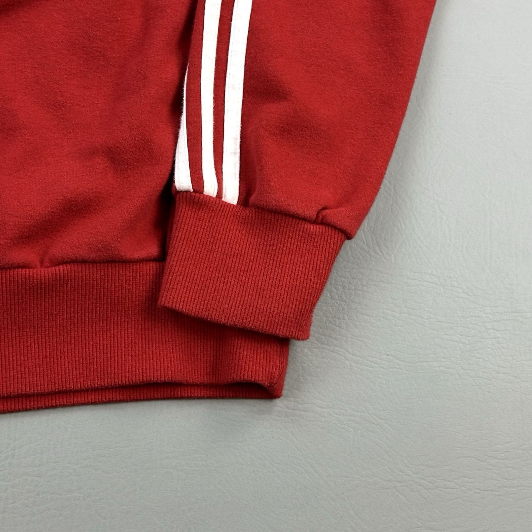 Adidas Vintage Adidas Hoodie Mens Small Red CASL Soccer Graphic Training Pullover Y2K Size US S / EU 44-46 / 1 - 3 Thumbnail