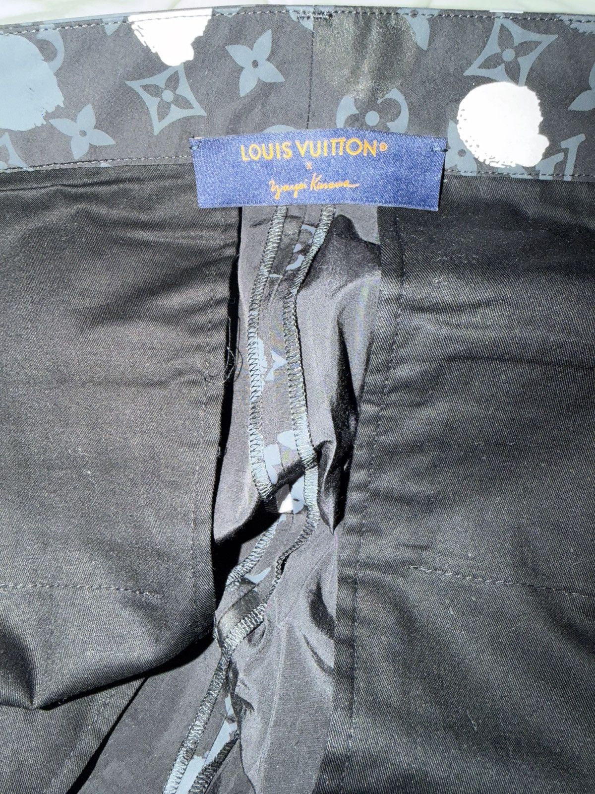 Louis Vuitton × Yayoi Kusama Louis Vuitton x Yoyoi Kusama Cargo Pants Size US 40 / EU 56 - 14 Thumbnail