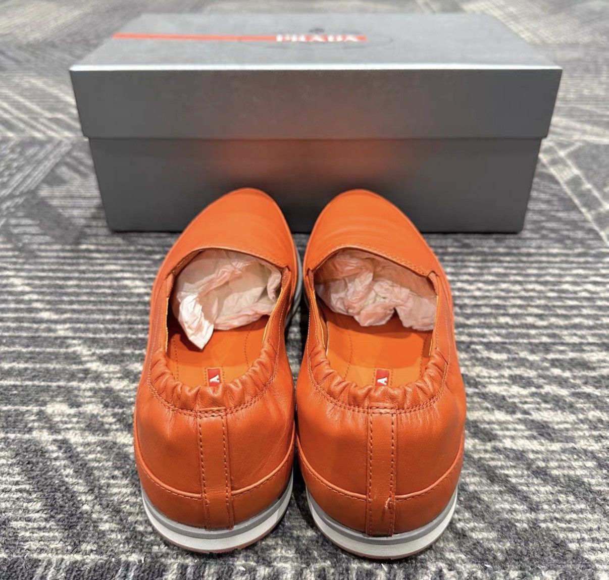 Prada Prada Orange Slip-On Casual Leather Shoes J42 Size US 7.5 / EU 40-41 - 3 Thumbnail