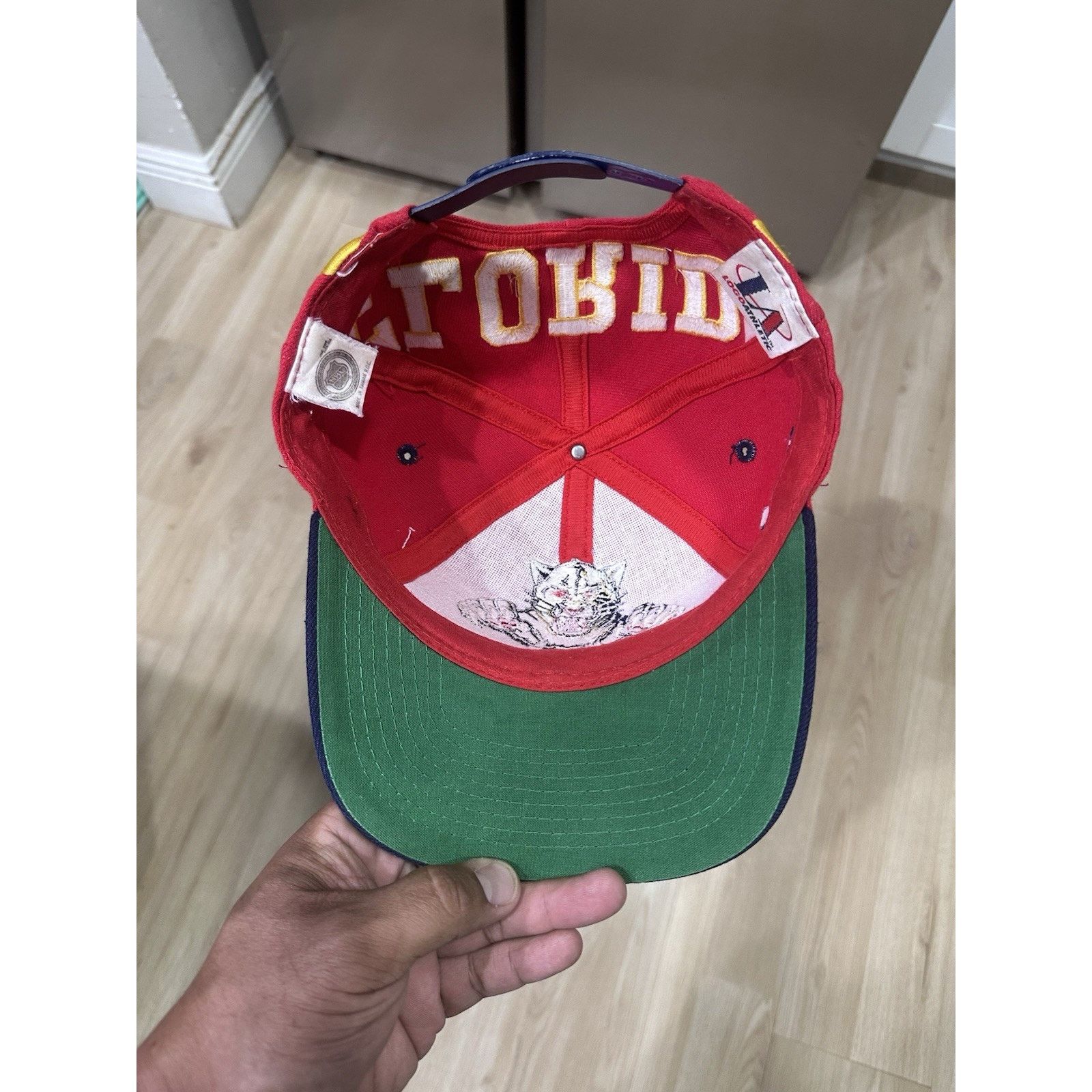 Logo Athletic Vintage Florida Panthers Big Logo Snapback Logo Athletic Hat Size ONE SIZE - 6 Thumbnail