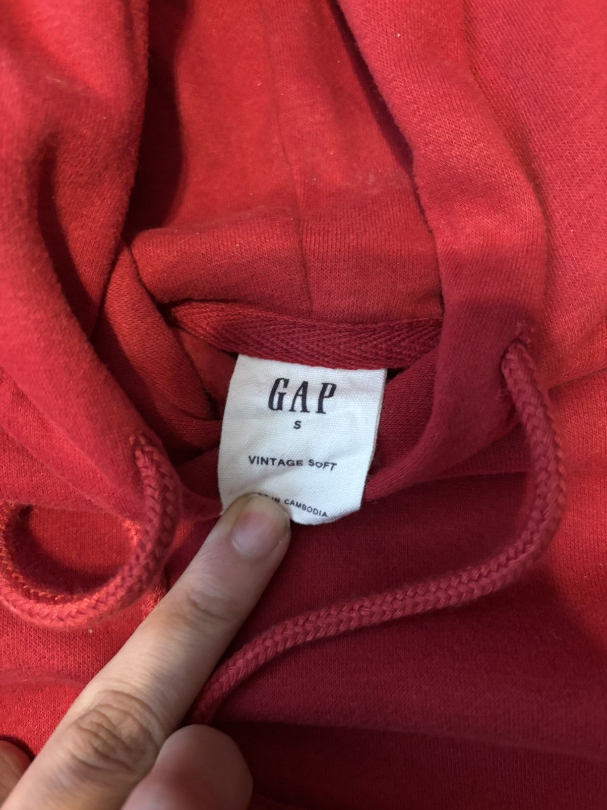 Gap Vintage Soft Red Gap Hoodie Size US S / EU 44-46 / 1 - 2 Thumbnail