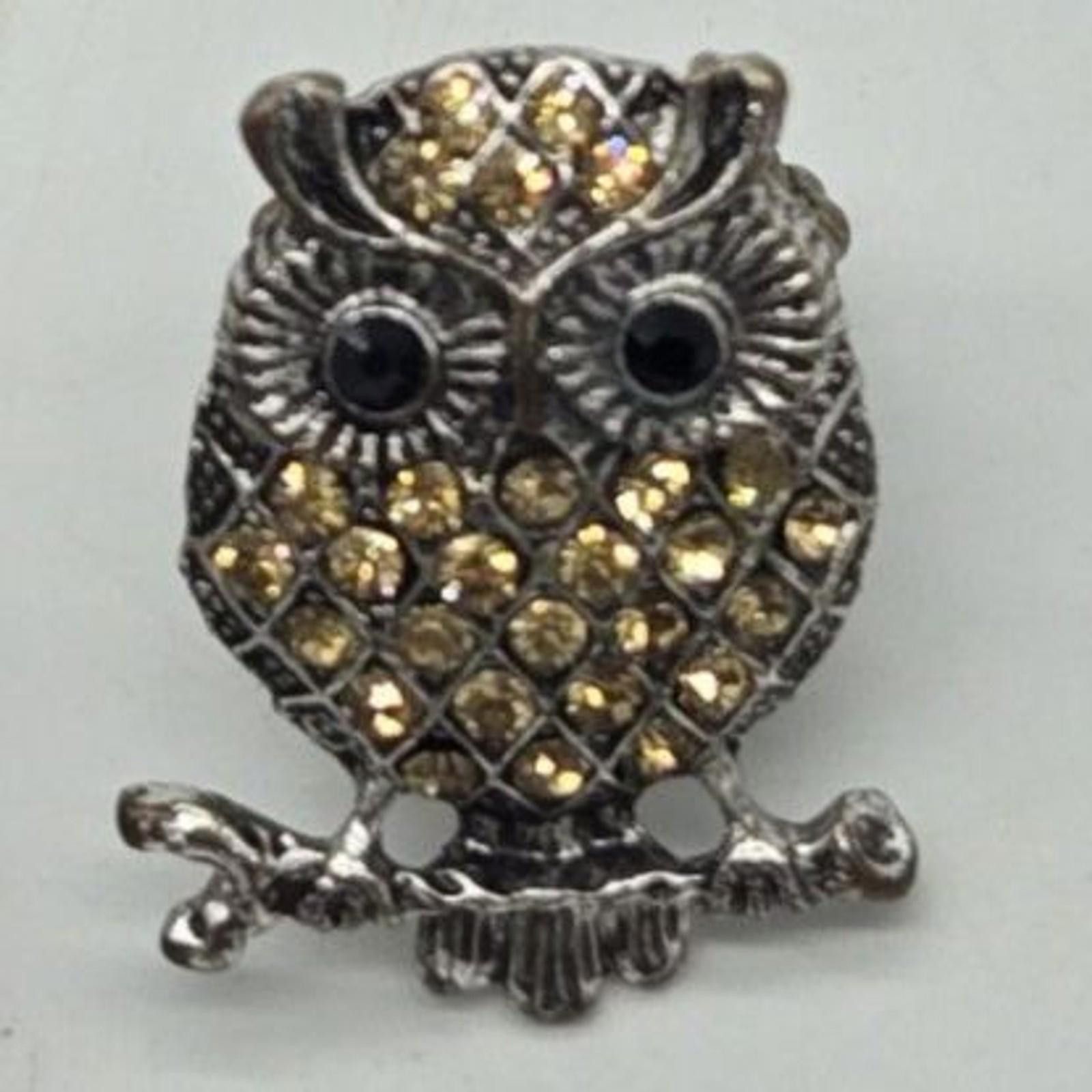 The Unbranded Brand Owl Ring Rhinestones Costume Jewelry? Owls! Stretchy Cute Ta Size ONE SIZE - 2 Thumbnail