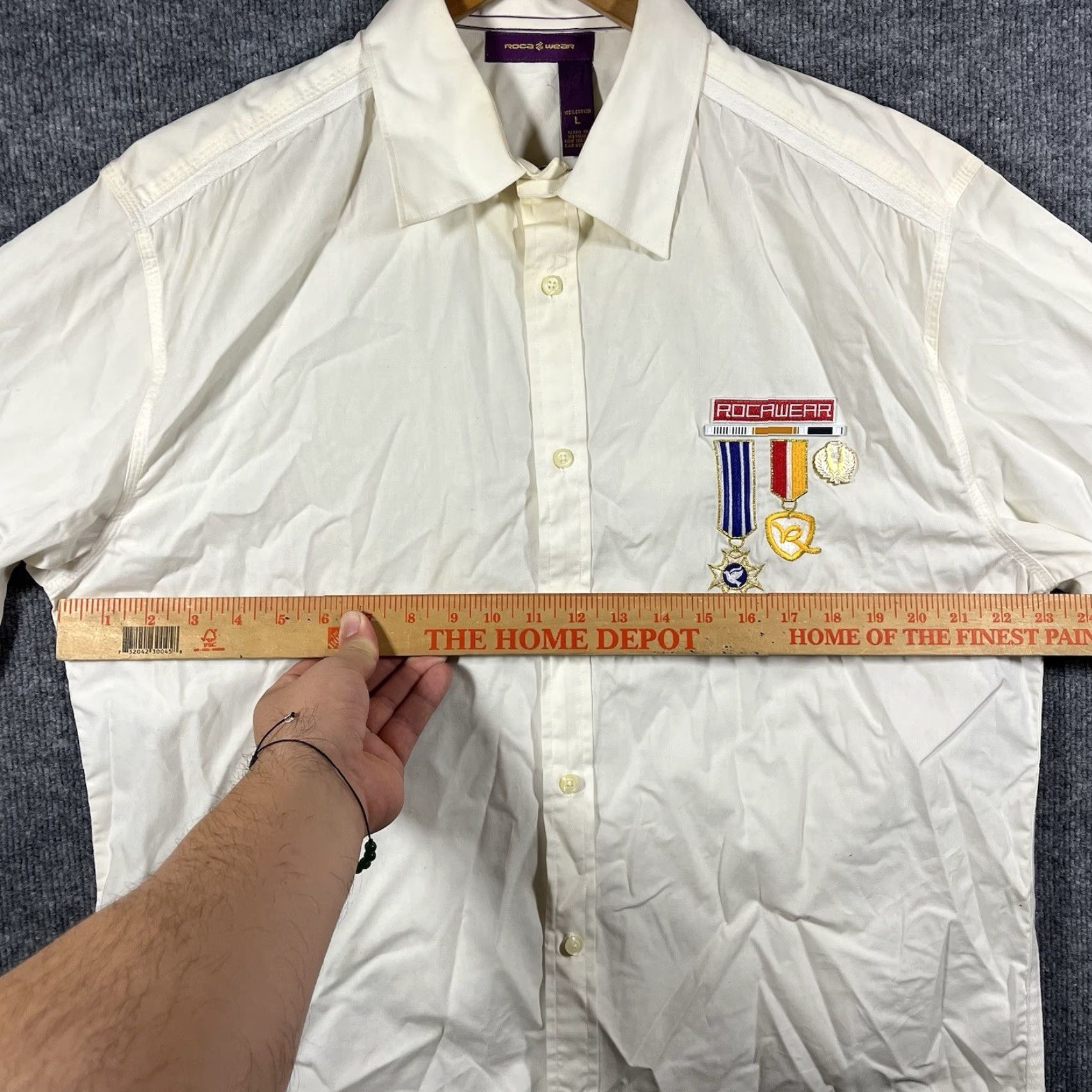 Rocawear VINTAGE Rocawear White Button-Up Shirt L Men Short Sleeve Hip Hop Badges Military Y2K Size US L / EU 52-54 / 3 - 6 Thumbnail