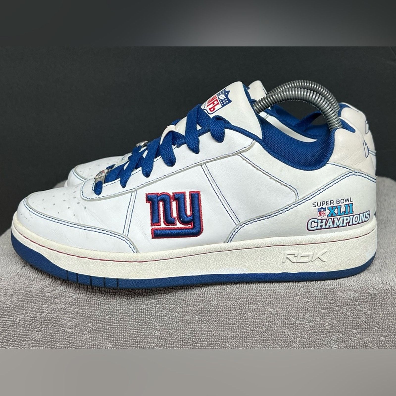 Reebok Vintage Reebok Super Bowl XLII NY GIANTS Limited Edition Size US 8 / IT 38 - 1 Thumbnail