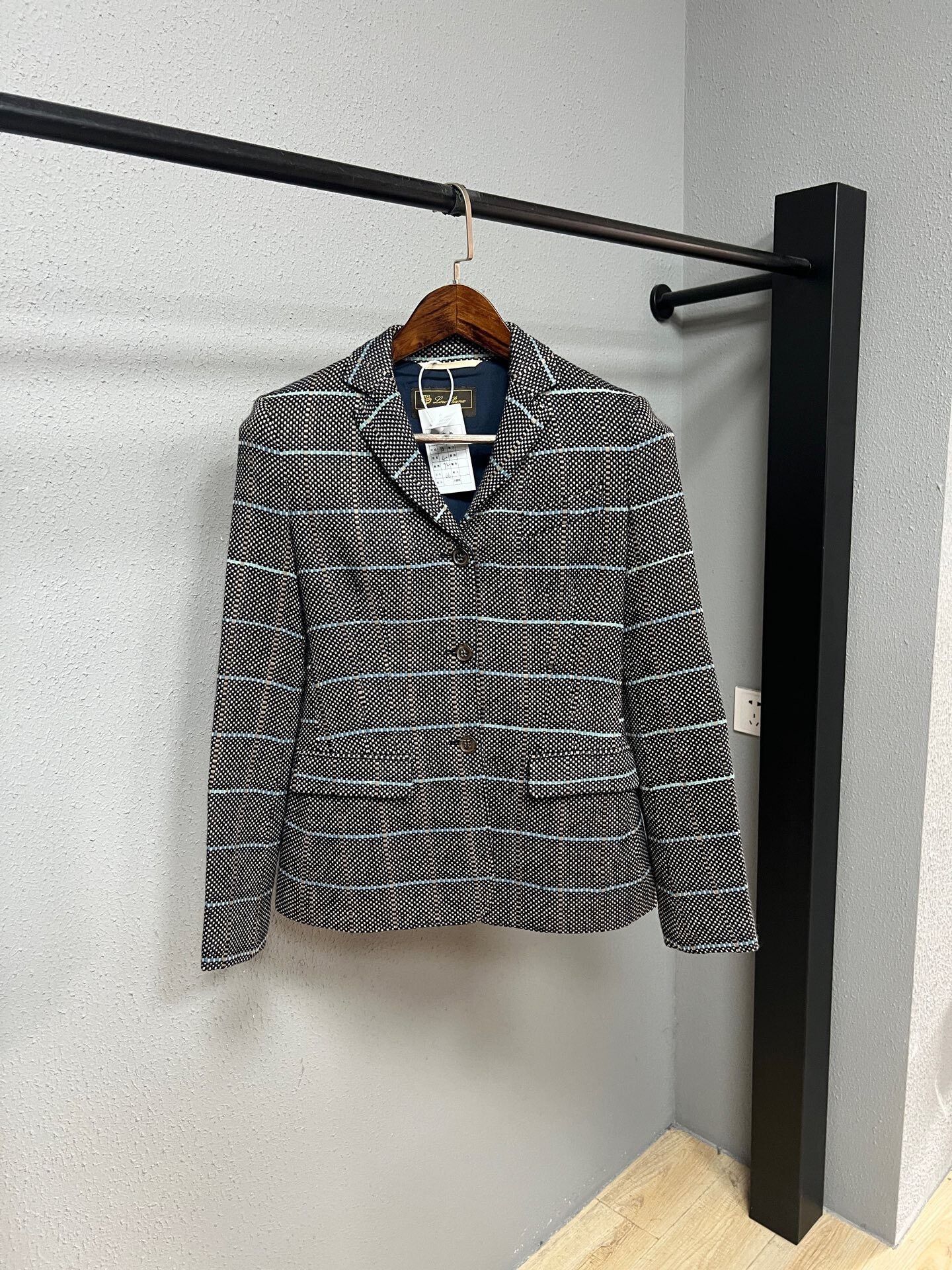 Loro Piana Loro Piana Checked Blazer Jacket Size 38 Size M / US 6-8 / IT 42-44 - 1 Thumbnail
