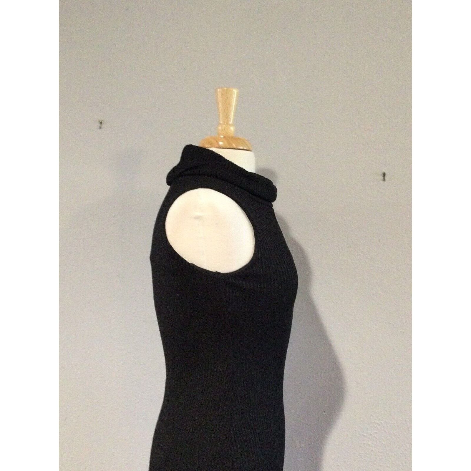 Other City Triangles Black Bodycon Turtleneck Sleeveless Dress SzM Size M / US 6-8 / IT 42-44 - 6 Thumbnail