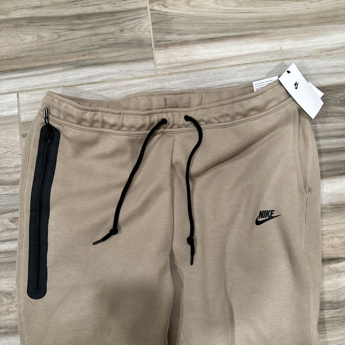Nike Brand New Brown Nike Tech Fleece Joggers Size US 44 / EU 60 - 5 Thumbnail