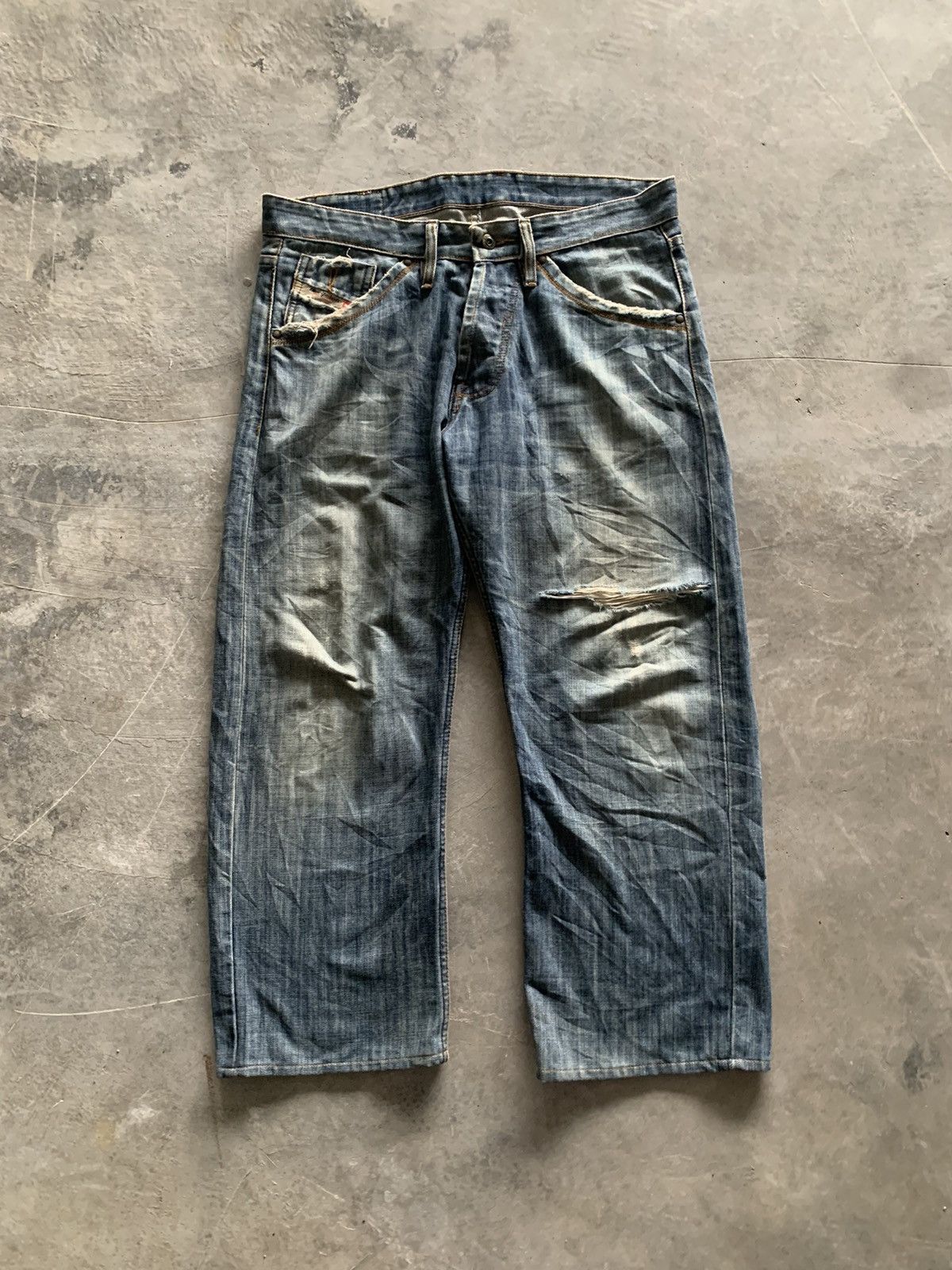 Designer × Diesel distressed loose diesel industry jeans Size US 37 - 1 Thumbnail