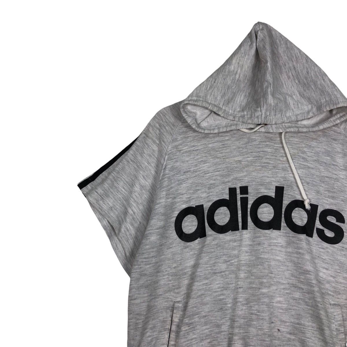 Adidas × Japanese Brand × Vintage Adidas Hoodie sweatshirt vintage japan production #A2 Size US M / EU 48-50 / 2 - 6 Thumbnail