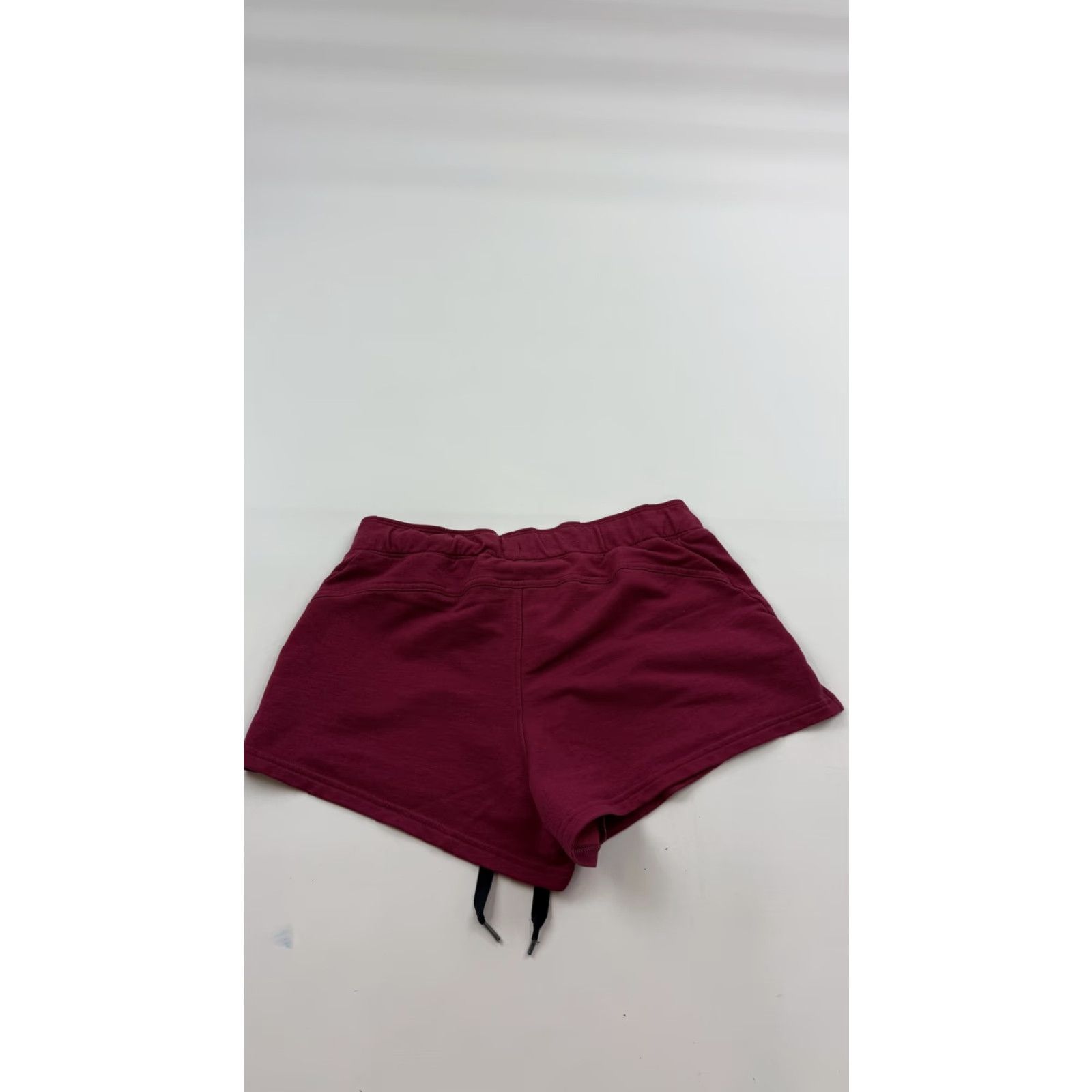 Under Armour Under Armour Shorts Womens Small Burgundy Drawstring Athletic Style Size 28" / US 6 / IT 42 - 6 Thumbnail