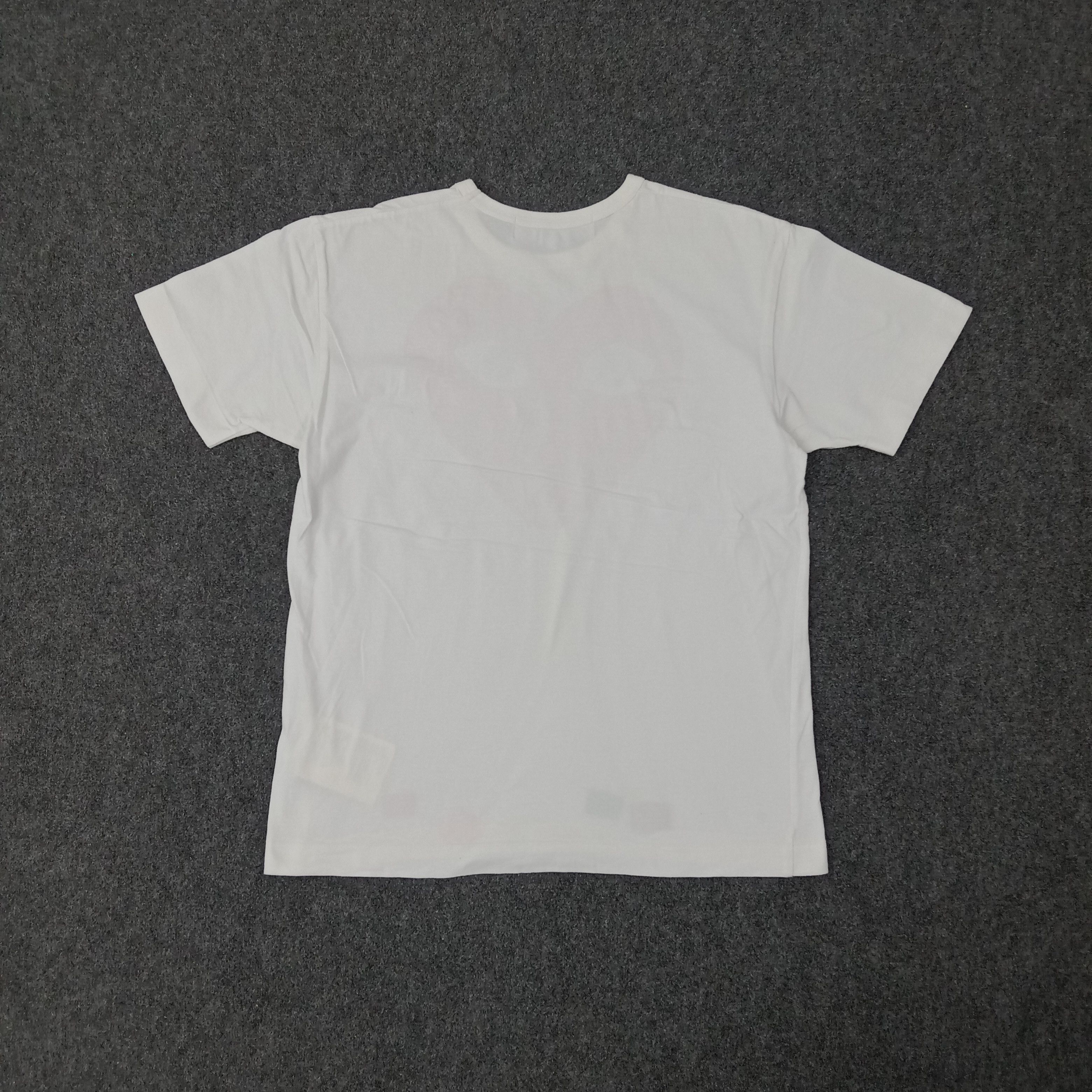 Comme des Garcons PLAY Comme Des Garcons PLAY Japan Tshirt C259N48 Size US M / EU 48-50 / 2 - 4 Thumbnail
