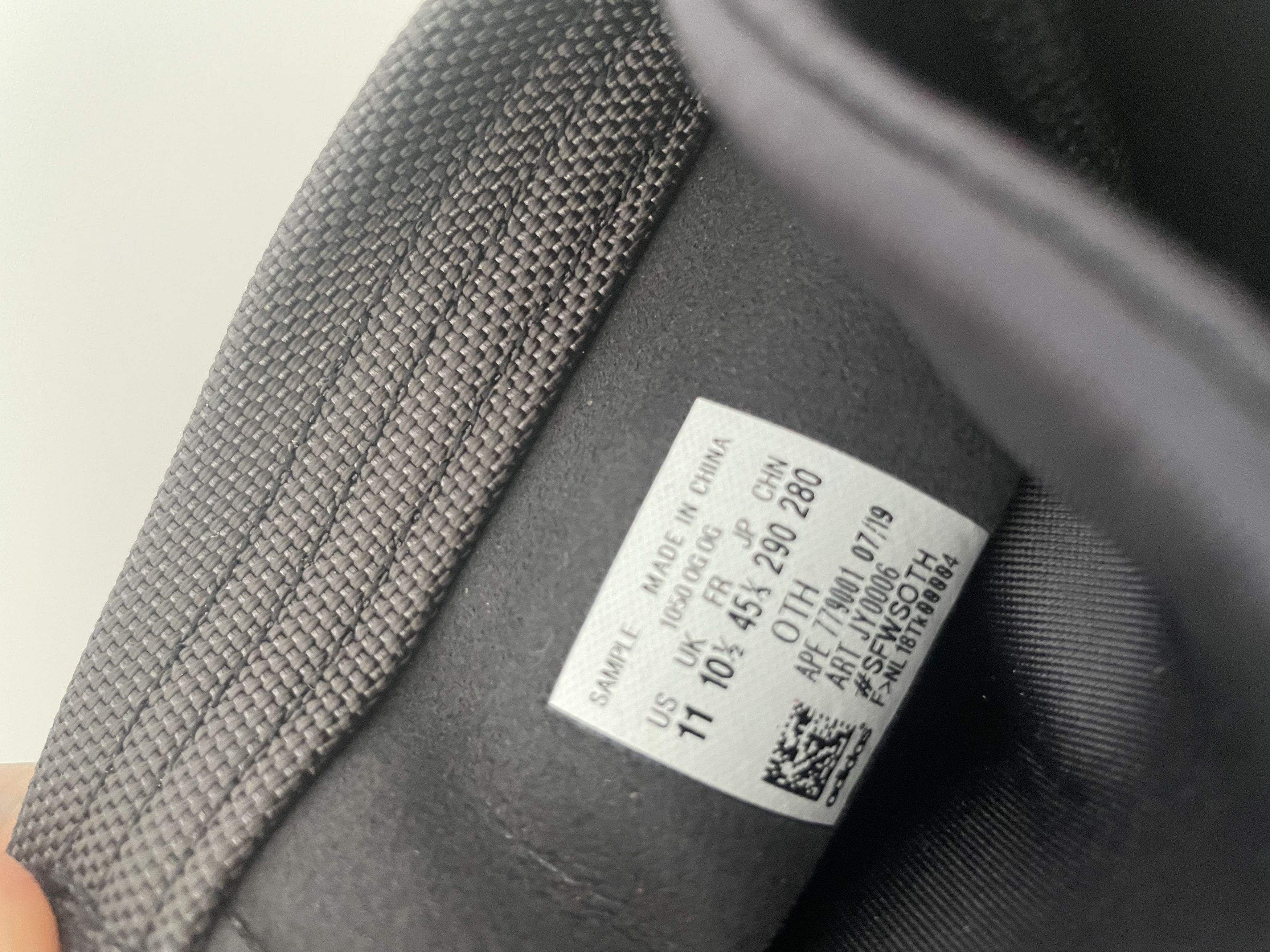 Yeezy Yeezy 1050 Size US 11 / EU 44 - 7 Thumbnail