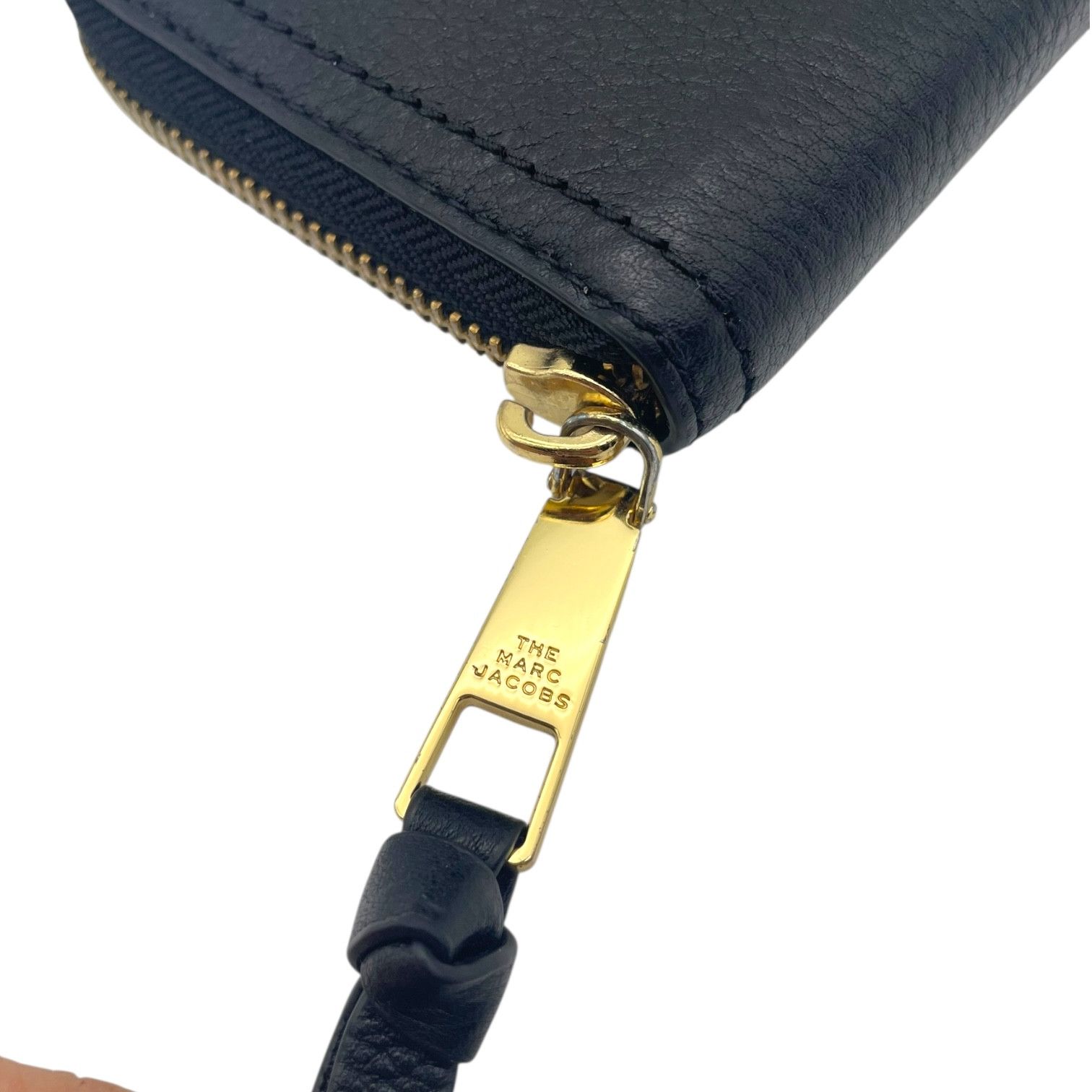 Marc Jacobs Marc Jacobs Leather Wallet Zip Around Black Size ONE SIZE - 3 Thumbnail
