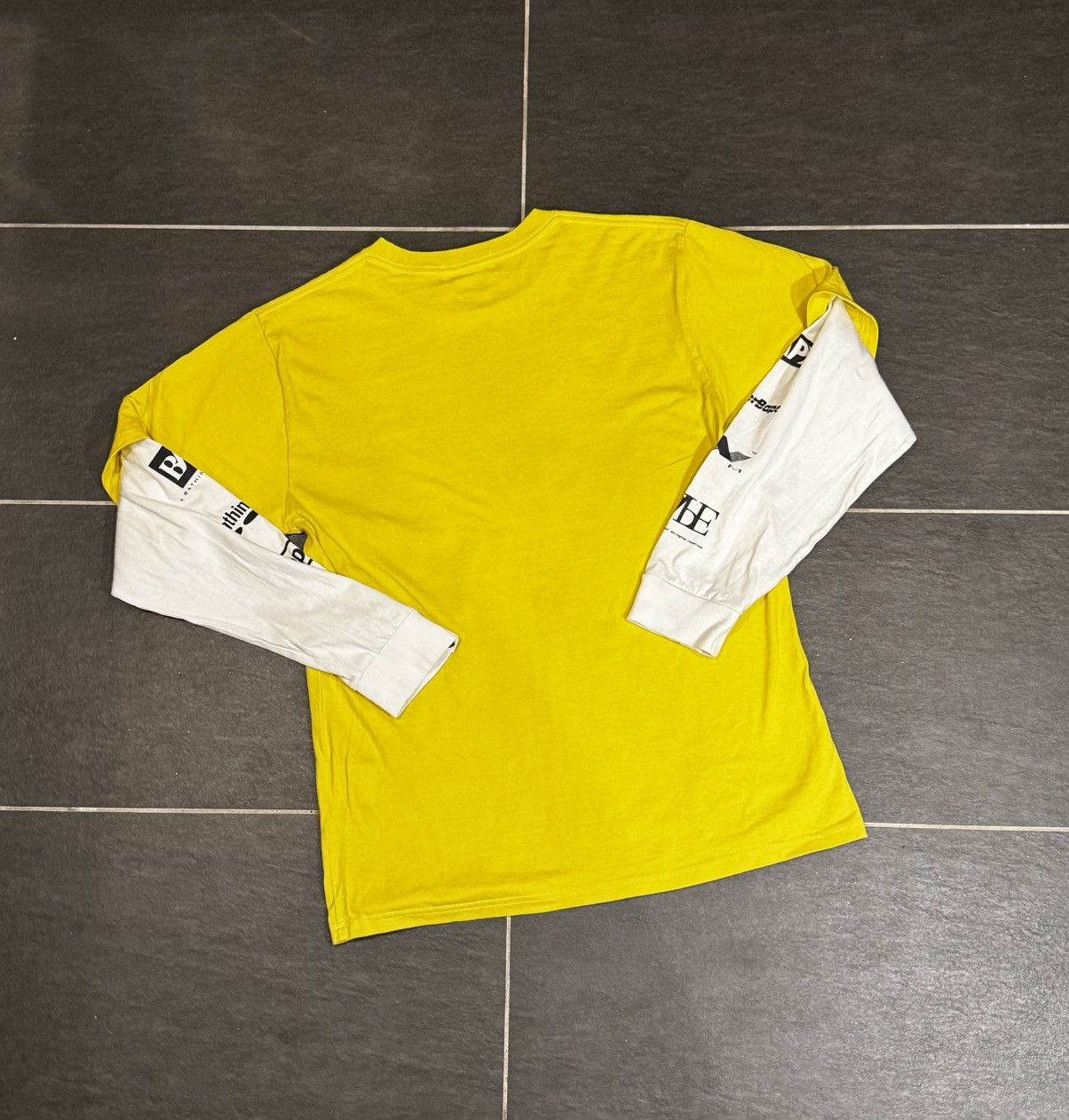 Bape Bape Sta 2022 Longsleeve Size US M / EU 48-50 / 2 - 6 Thumbnail