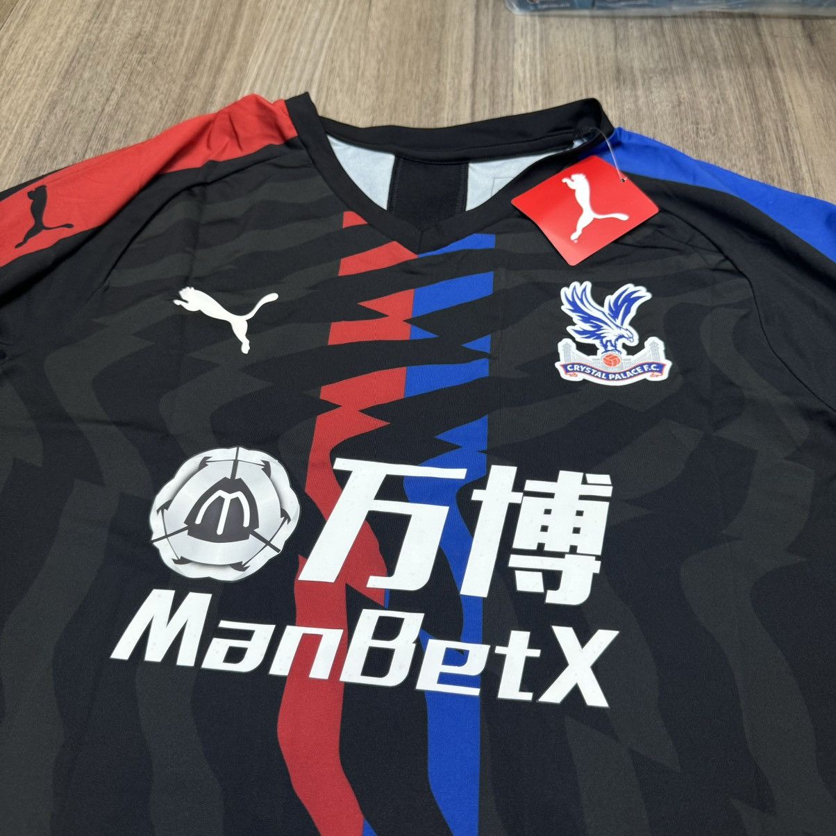 Puma Crystal Palace 19/20 player issue away shirt #11 Zaha (bnwt) Size US XL / EU 56 / 4 - 3 Thumbnail