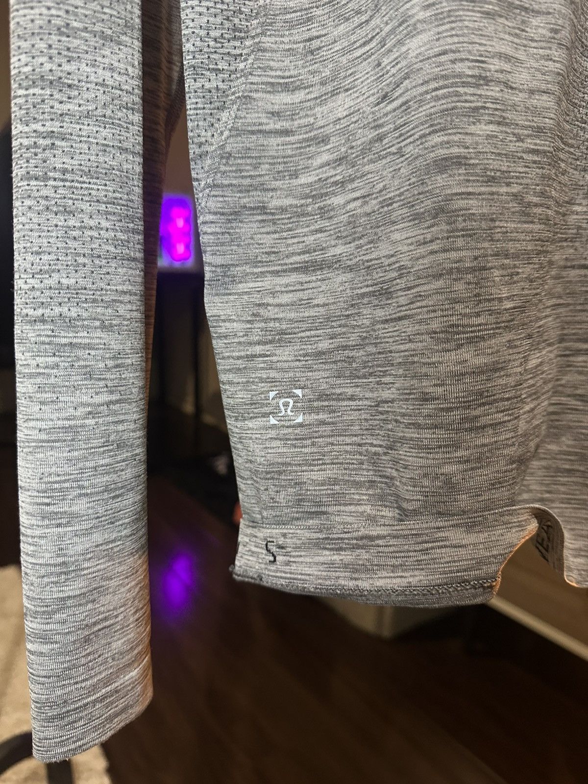 Lululemon Lululemon Metal Vent Half Zip San Francisco Print Culk Size US S / EU 44-46 / 1 - 3 Thumbnail