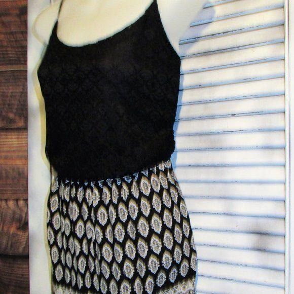 Other NWOT Three Pink Hearts Med Lace Romper Size M / US 6-8 / IT 42-44 - 8 Thumbnail