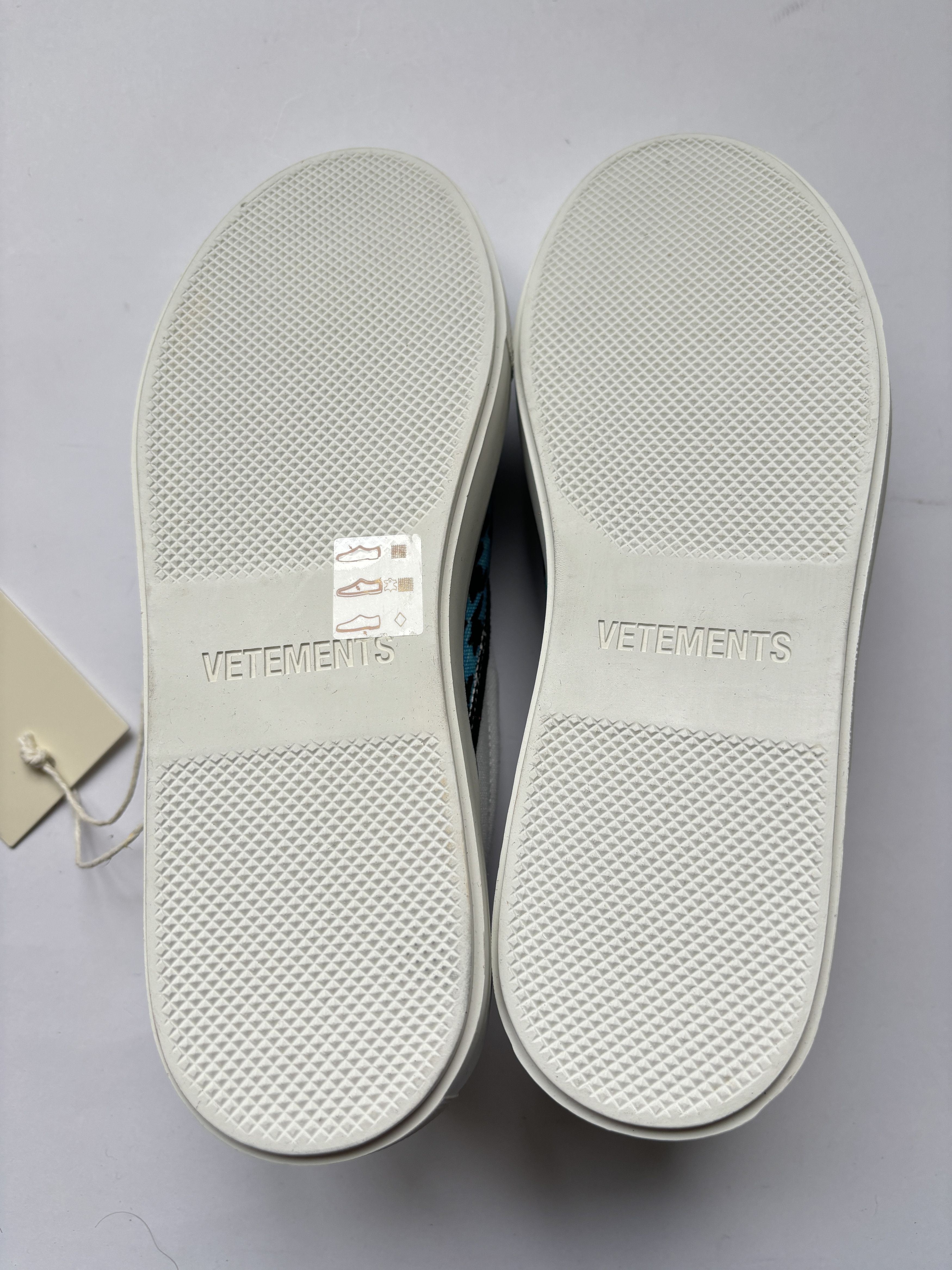 Vetements ⚡️QUICK SALE⚡️2018 Vetements Babouche Skate Sneaker Blue Size US 7 / IT 37 - 7 Thumbnail