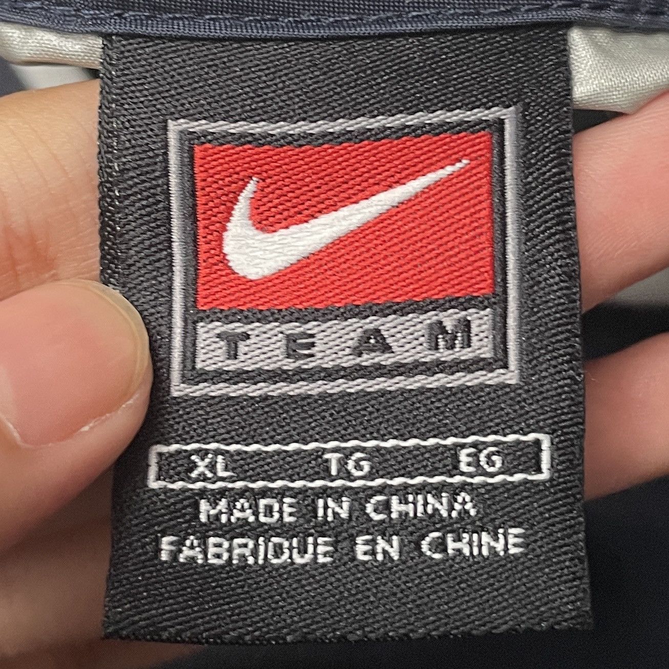 Nike Vintage Brand Nike Nylon Sweatshirt 2000s Size US XL / EU 56 / 4 - 11 Thumbnail
