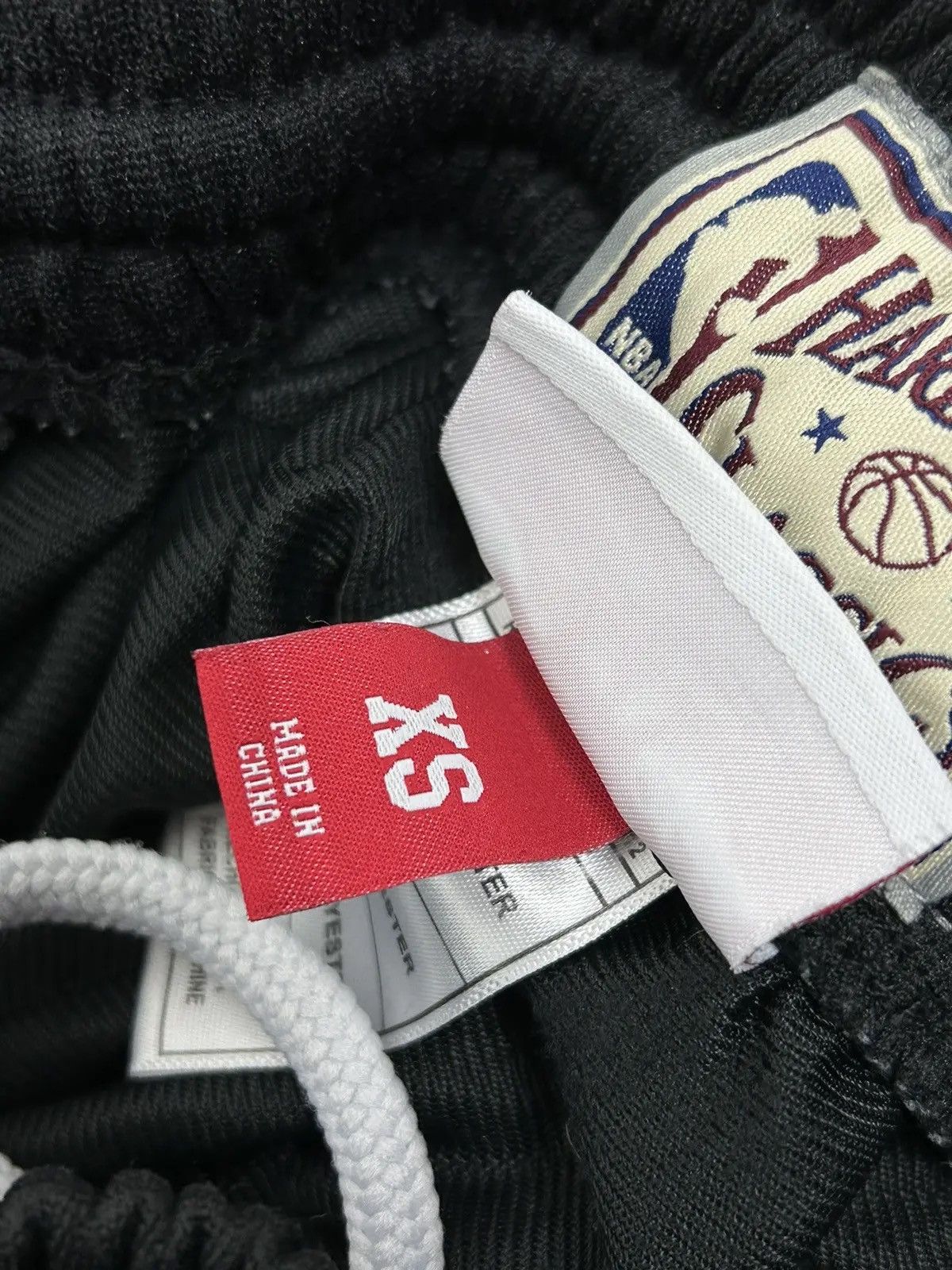 Mitchell & Ness Mitchell & Ness Philadelphia 76ers Swingman 2019 Shorts Size US 28 / EU 44 - 8 Thumbnail