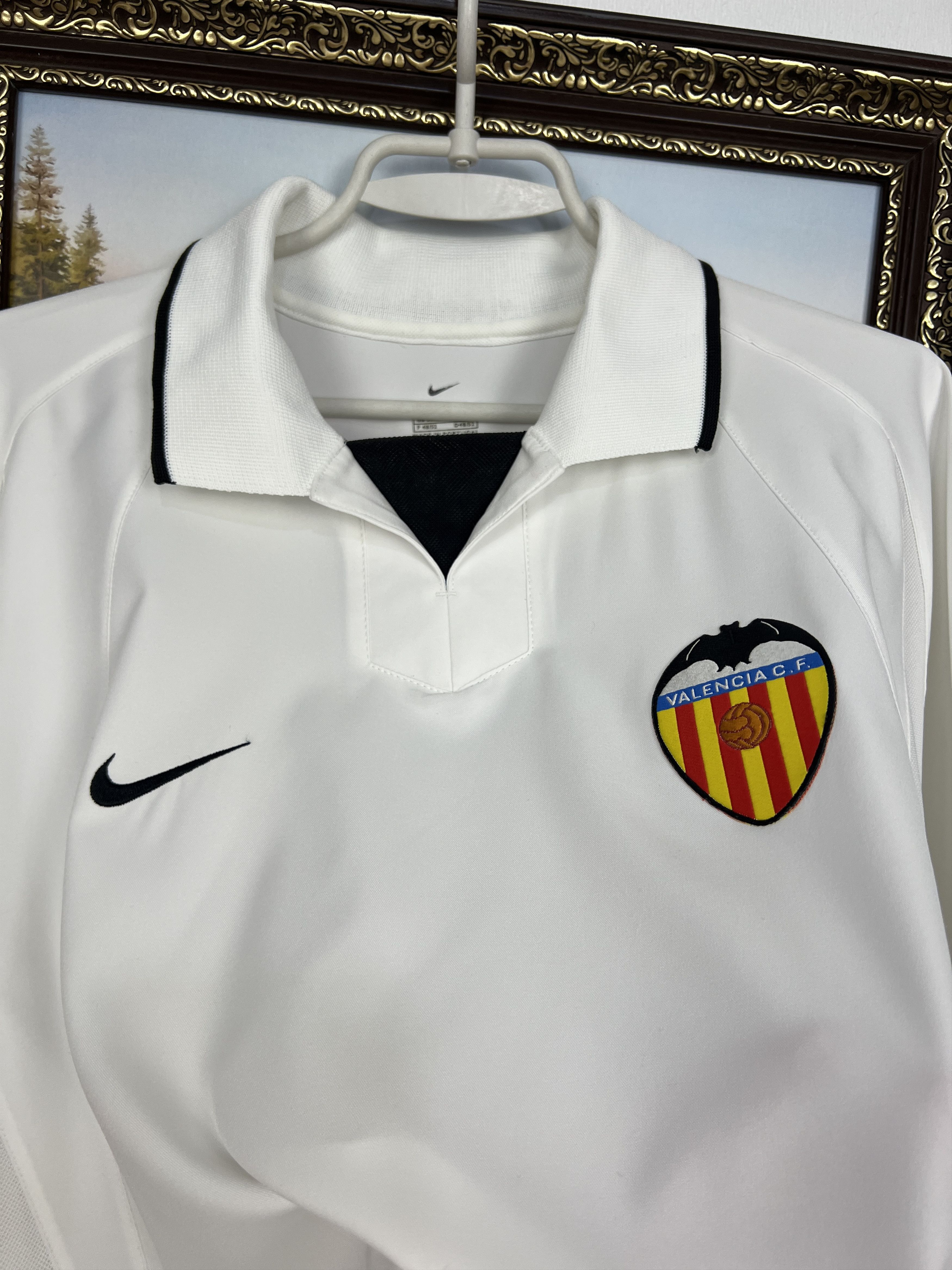 Nike Valencia Home football shirt 2002 Soccer #8 Baraja Nike Size US M / EU 48-50 / 2 - 3 Thumbnail