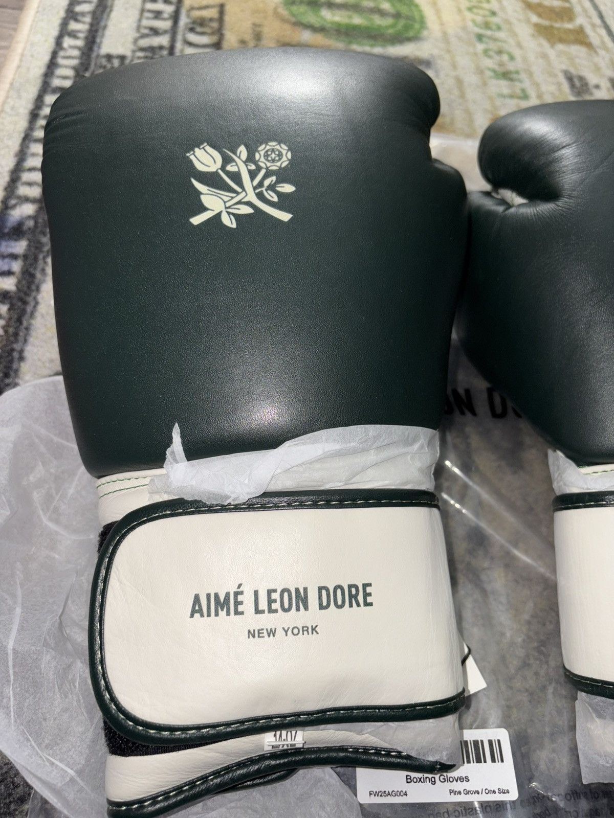 Aime Leon Dore Aime Leon Dore Crest Boxing Gloves Pine Grove Size ONE SIZE - 2 Thumbnail