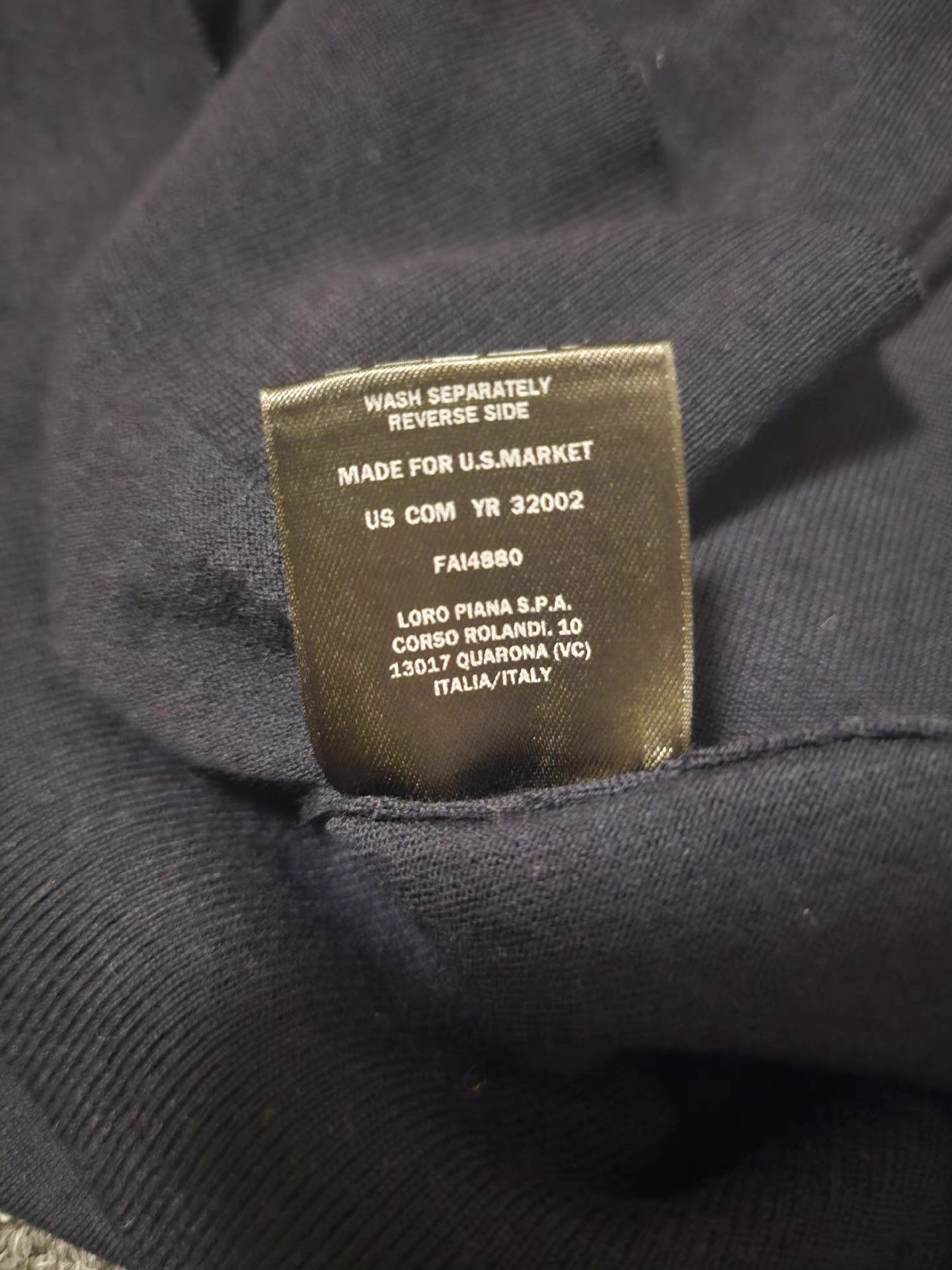 Loro Piana Loro Piana black wool vest Q4 Size US XL / EU 56 / 4 - 6 Thumbnail