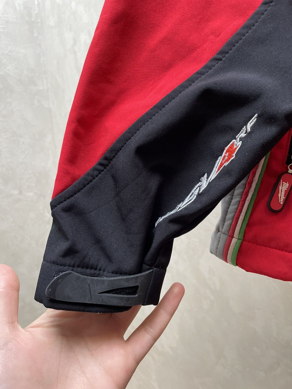 Other Milwaukee Aprilla Racing Jacket Akrapovic Firelli Full Zip Size US XL / EU 56 / 4 - 8 Thumbnail