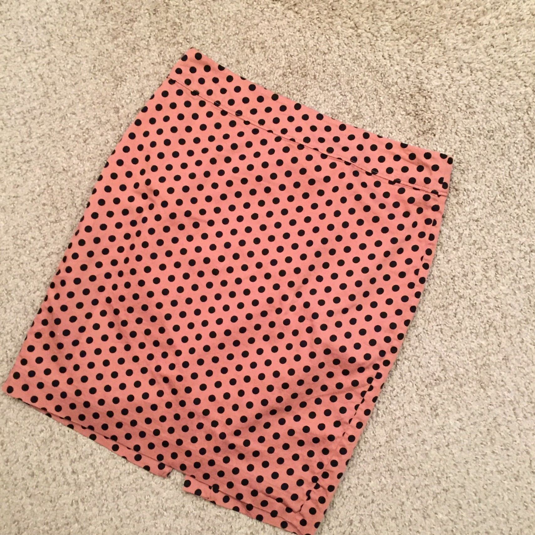 Loft LOFT Skirt Knee Length Pencil Lined Beige Polka Dot Size 6 Women's Regular Cotton Zip Size 28" / US 6 / IT 42 - 2 Thumbnail