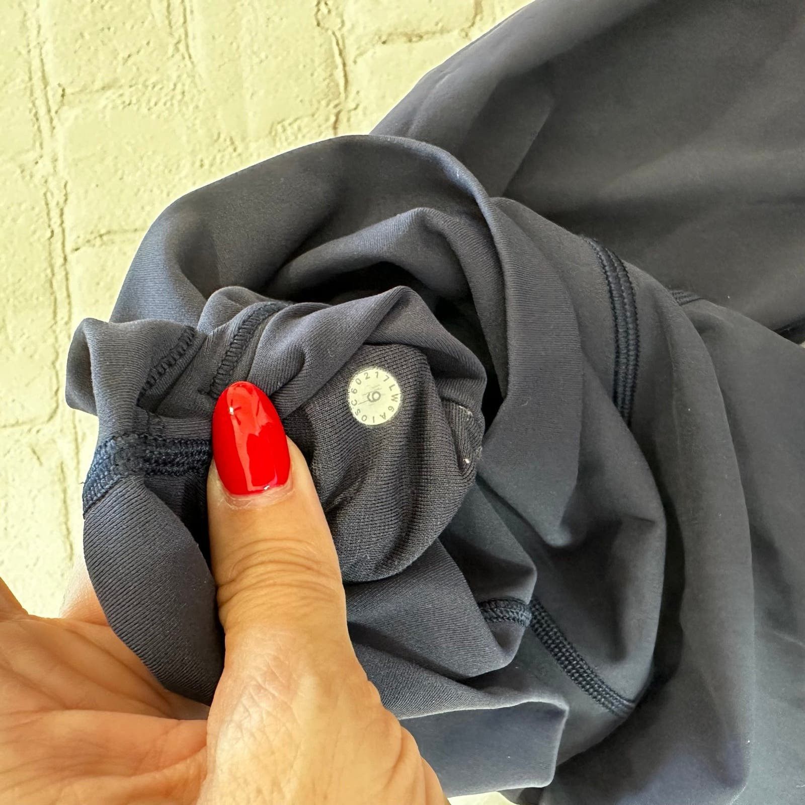 Lululemon lululemon leggings size 6 Size 28" / US 6 / IT 42 - 4 Thumbnail