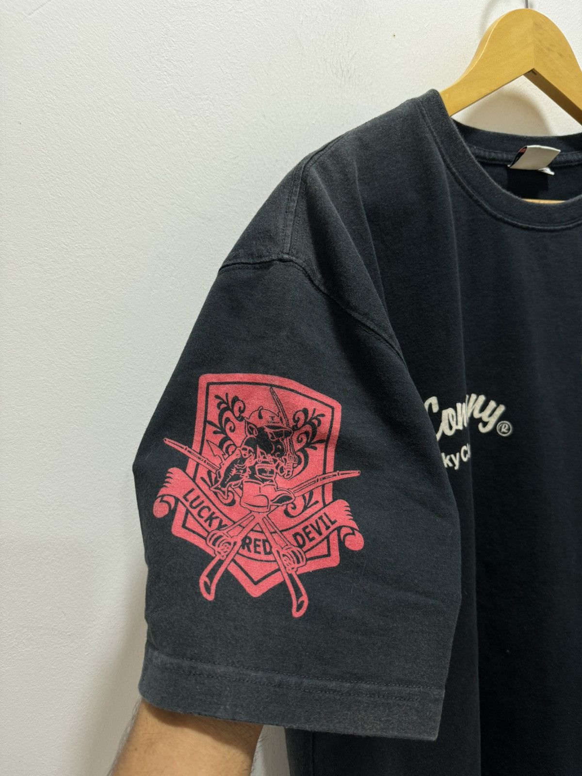 Japanese Brand VINTAGE TED COMPANY RED DEVIL LIVE TOUGHLY LOGO TEE Size US L / EU 52-54 / 3 - 8 Thumbnail