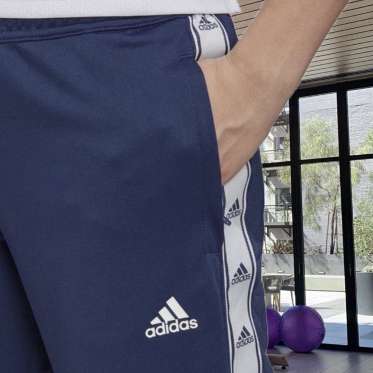 Adidas adidas trio track pant joggers in muted navy blue small nike Size 28" / US 6 / IT 42 - 11 Thumbnail