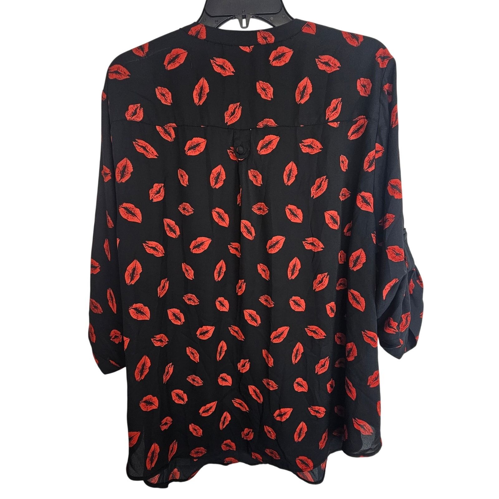 Corridor Torrid Harper Blouse Lip Print Kiss Plus Size 3X Valentines Size 3XL / US 20-22 - 9 Thumbnail