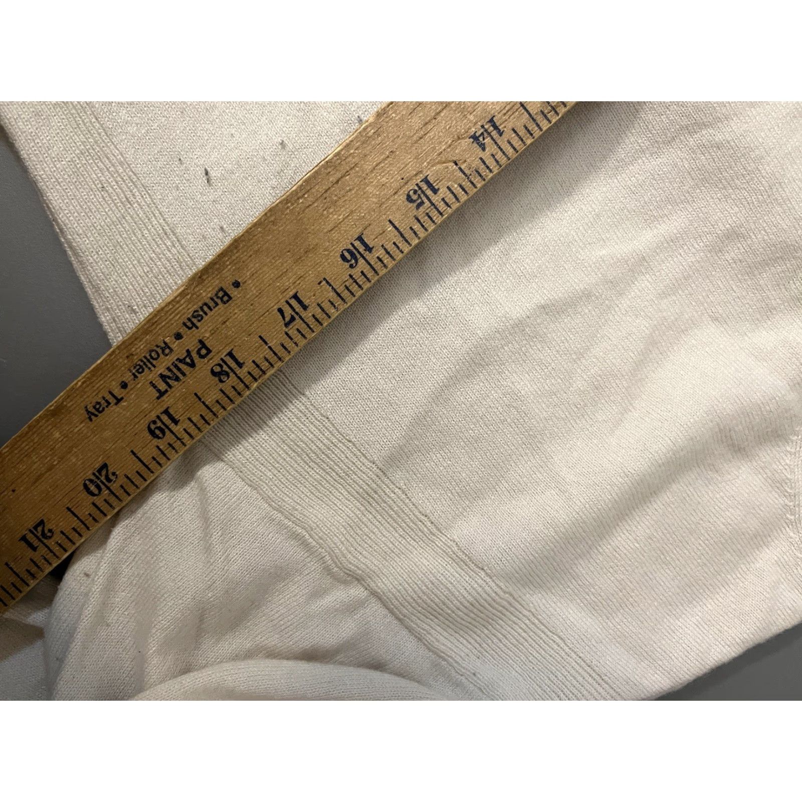 Gap VINTAGE Gap Sweater Women Solid Round Neck Long Sleeve Size M Ivory Basic Oversized Fall Women Size M / US 6-8 / IT 42-44 - 5 Thumbnail