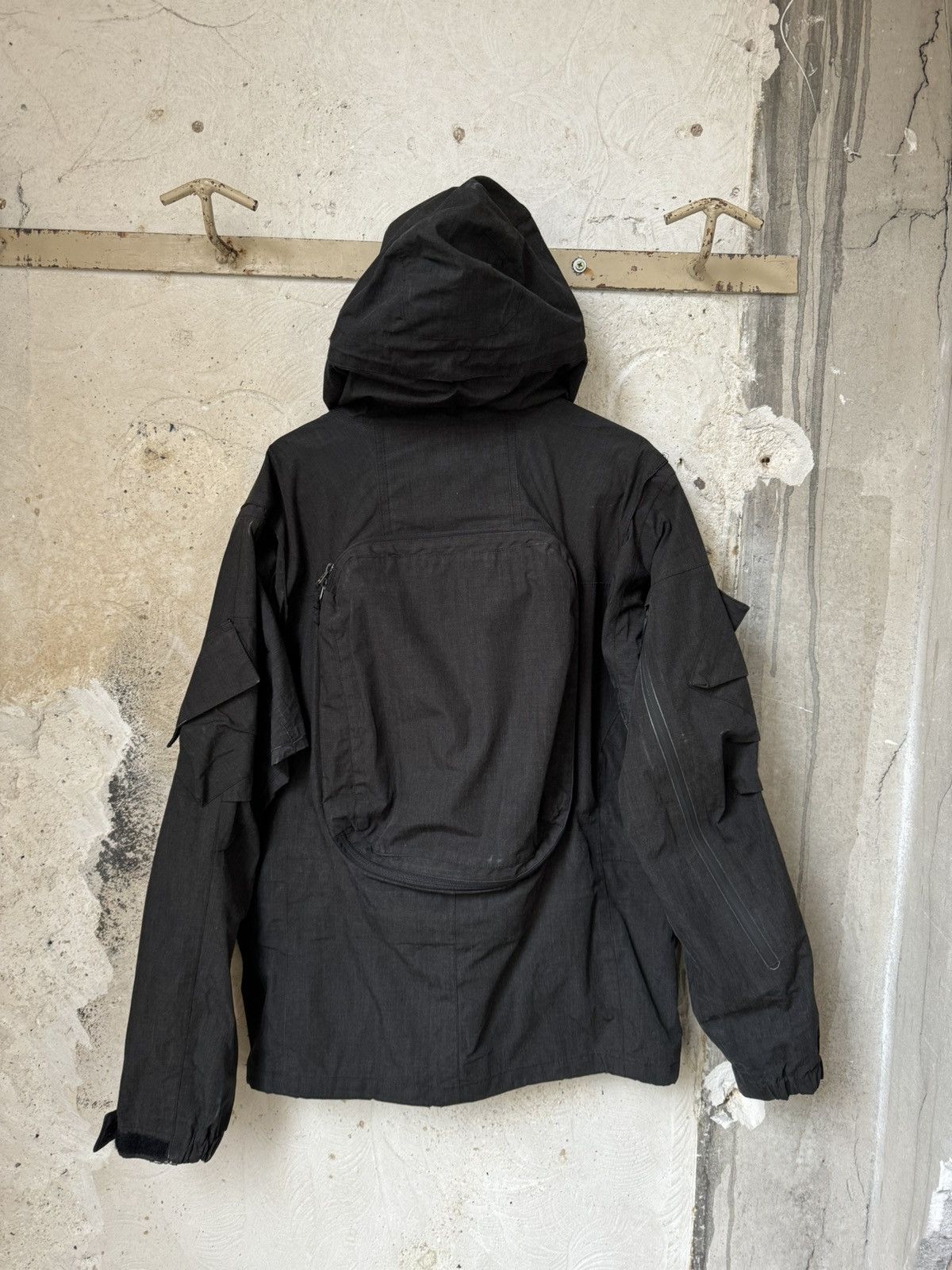 00s Burton Analog Tactical nylon jacket Parka