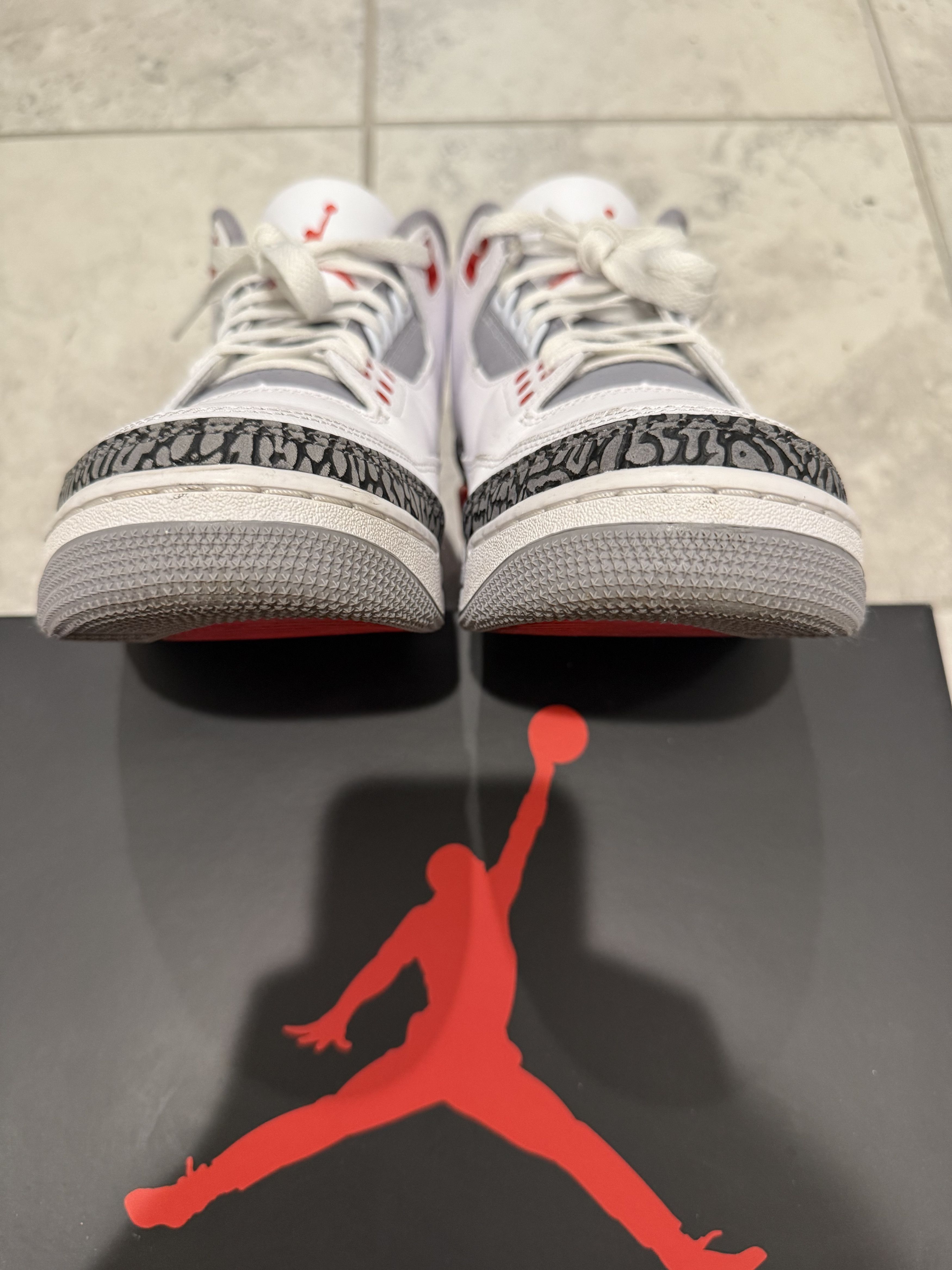 Jordan Brand Air Jordan 3 Retro Fire Red (2022) DN3707-160 US Men's 9.5 Size US 9.5 / EU 42-43 - 4 Thumbnail