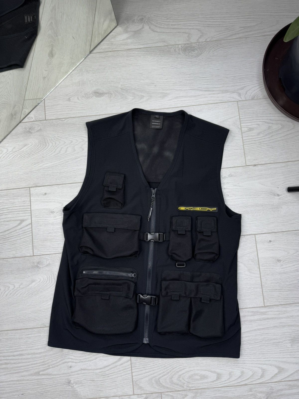 Oakley × Vintage OAKLEY Software Multi Pocket Vest Size US S / EU 44-46 / 1 - 1 Thumbnail