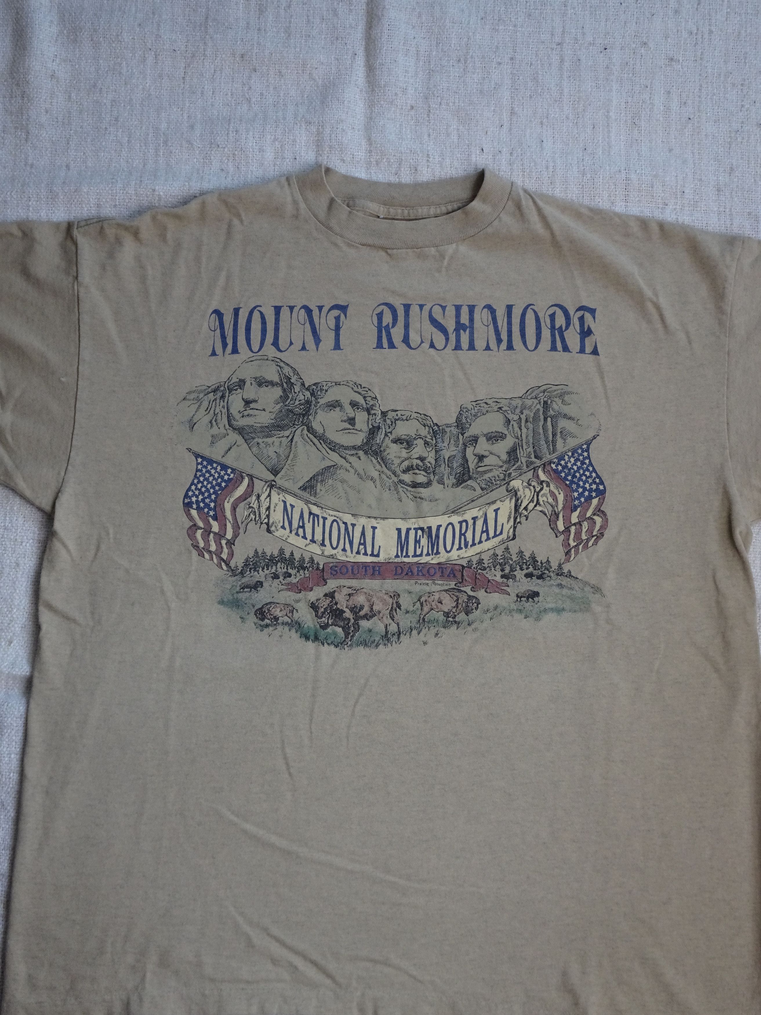 Vintage Vtg 90s Single Stitch Mount Rushmore South Dakota Tee Size US XL / EU 56 / 4 - 2 Thumbnail
