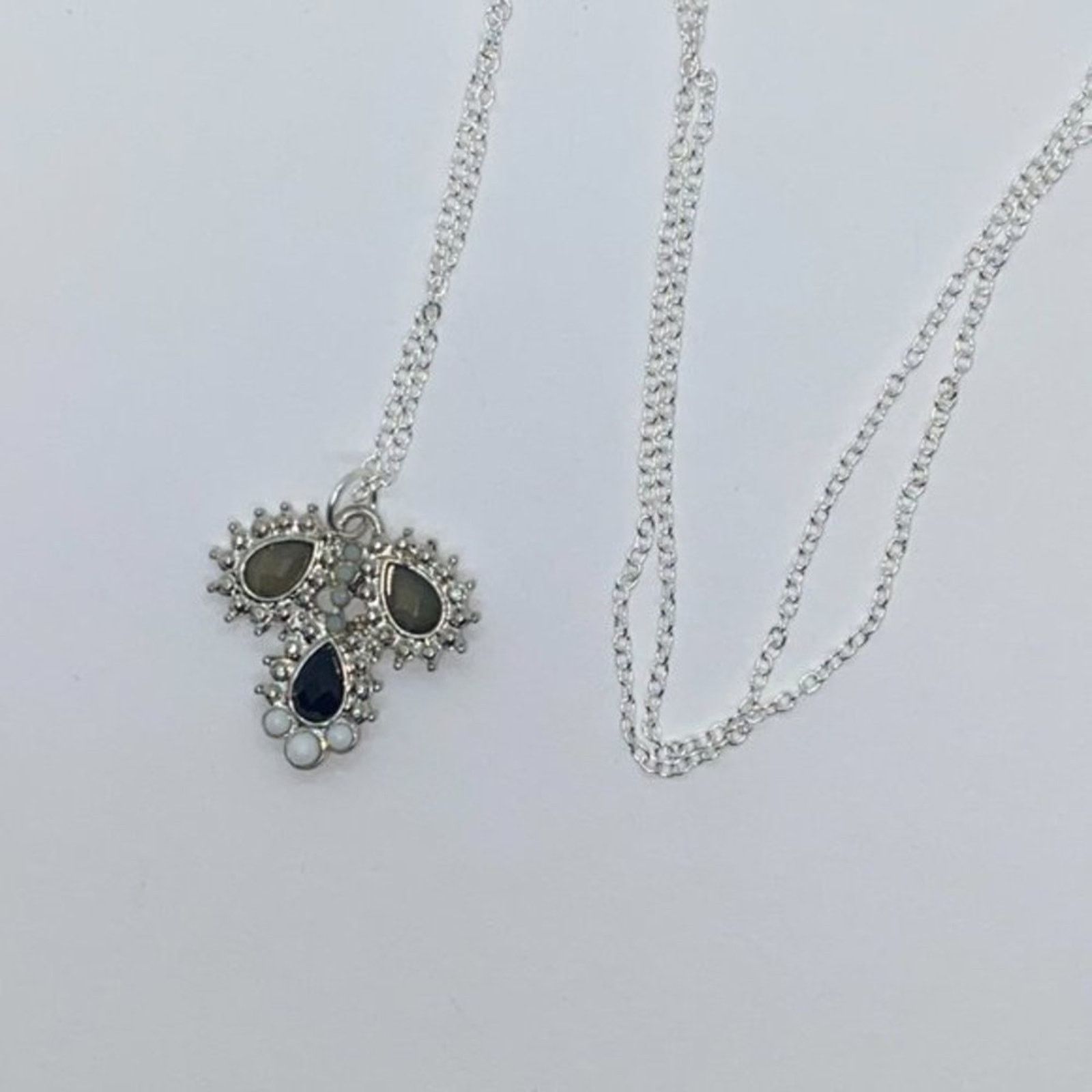 Handmade Silver-Tone Black Rhinestone Pendant Necklace Size ONE SIZE - 4 Thumbnail