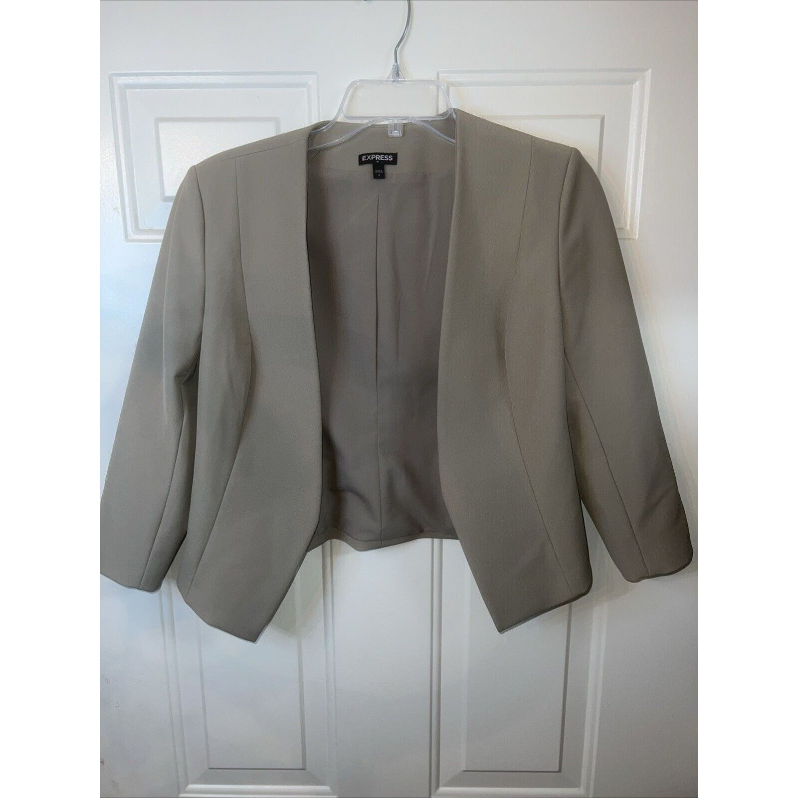 Express Express Women’s Blazer Tan 3/4 Sleeve Jacket Shrug Size 4 Size S / US 4 / IT 40 - 1 Thumbnail