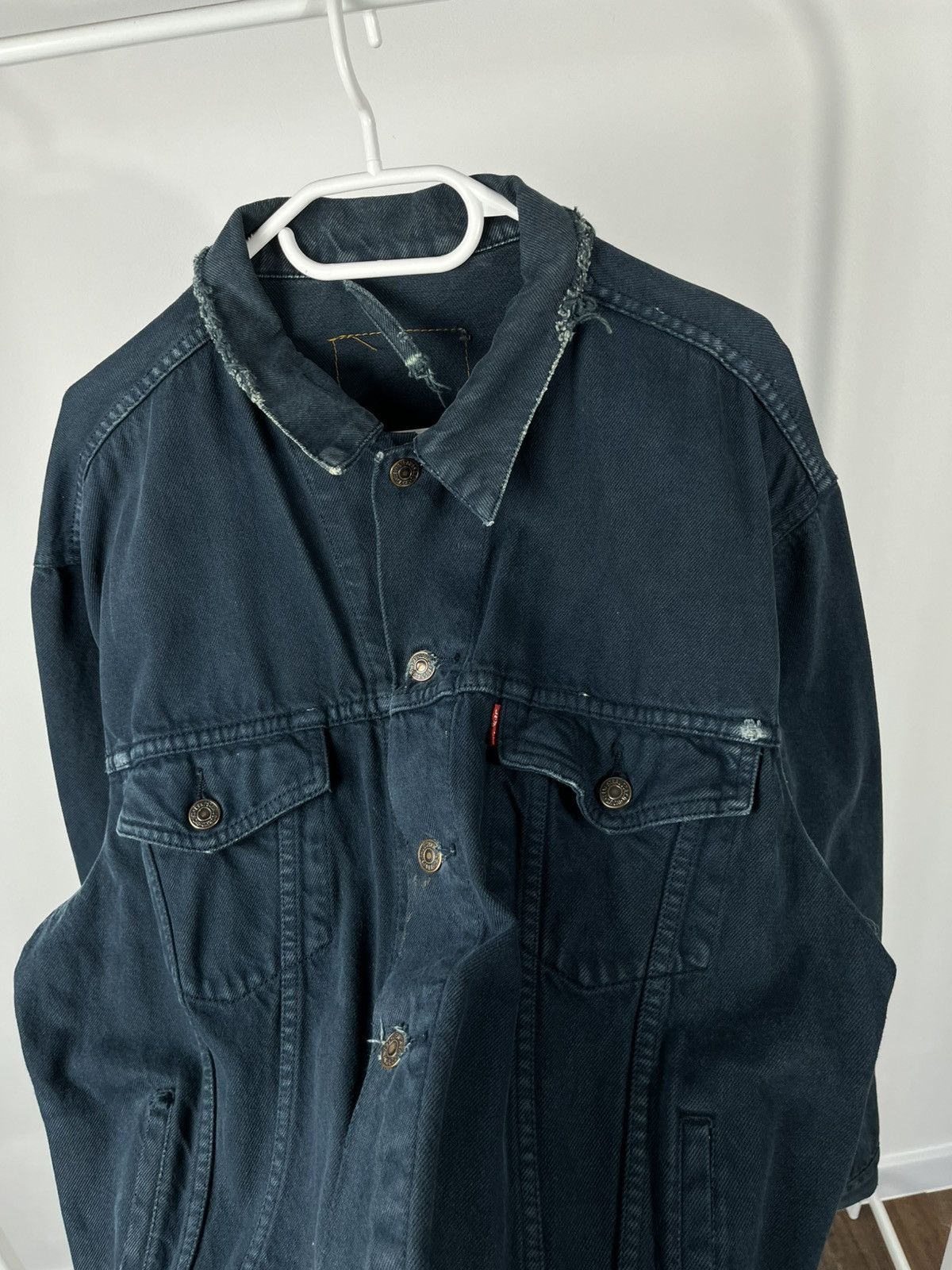 Levi's Vintage Levi’s Faded Green Denim Jacket Distressed Worn Look Size US L / EU 52-54 / 3 - 10 Thumbnail