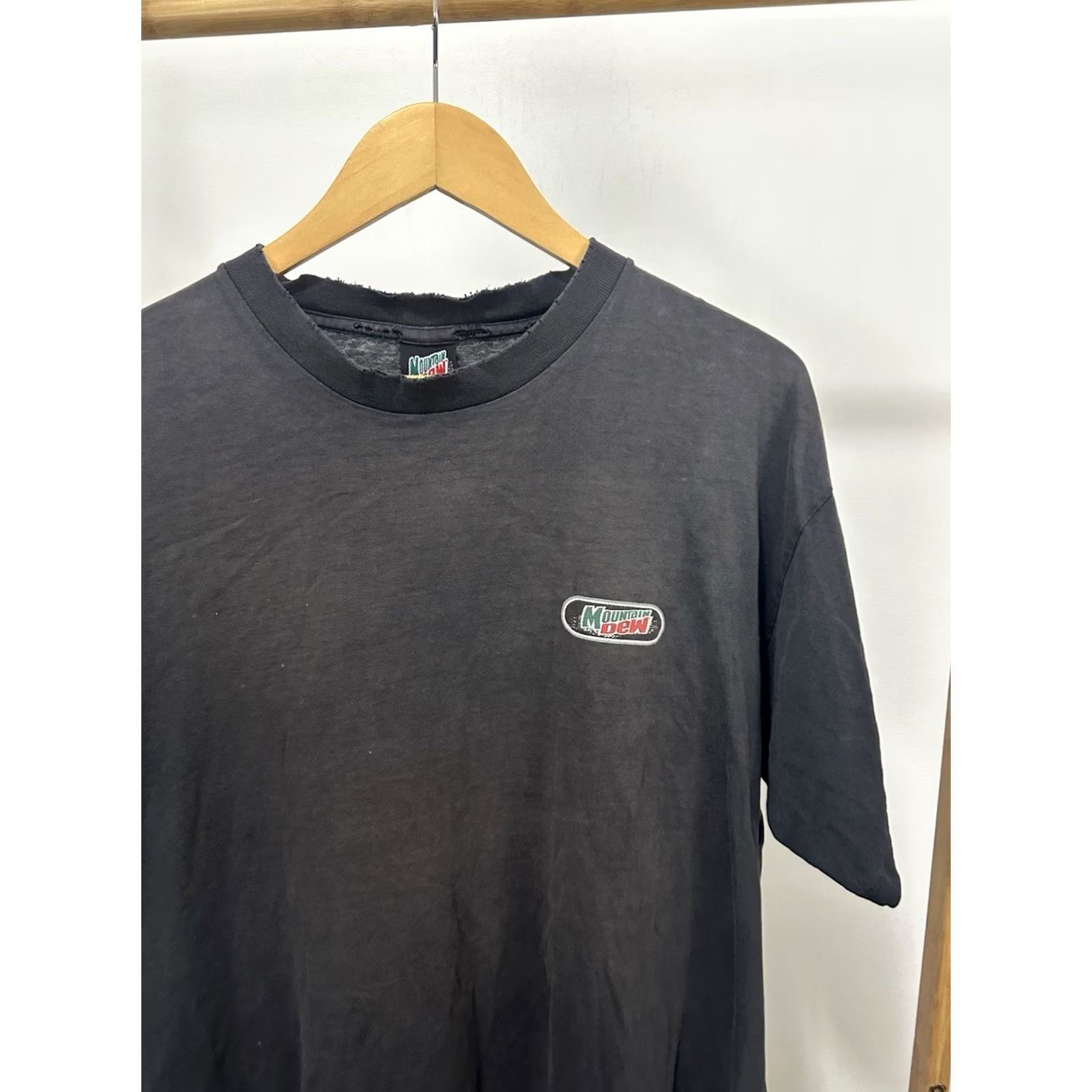 The Mountain VTG 90s Gradient Sun Faded Do The Mountain Dew Worn Cotton Soda T-Shirt XL Shirt Men Black Size US XL / EU 56 / 4 - 7 Thumbnail