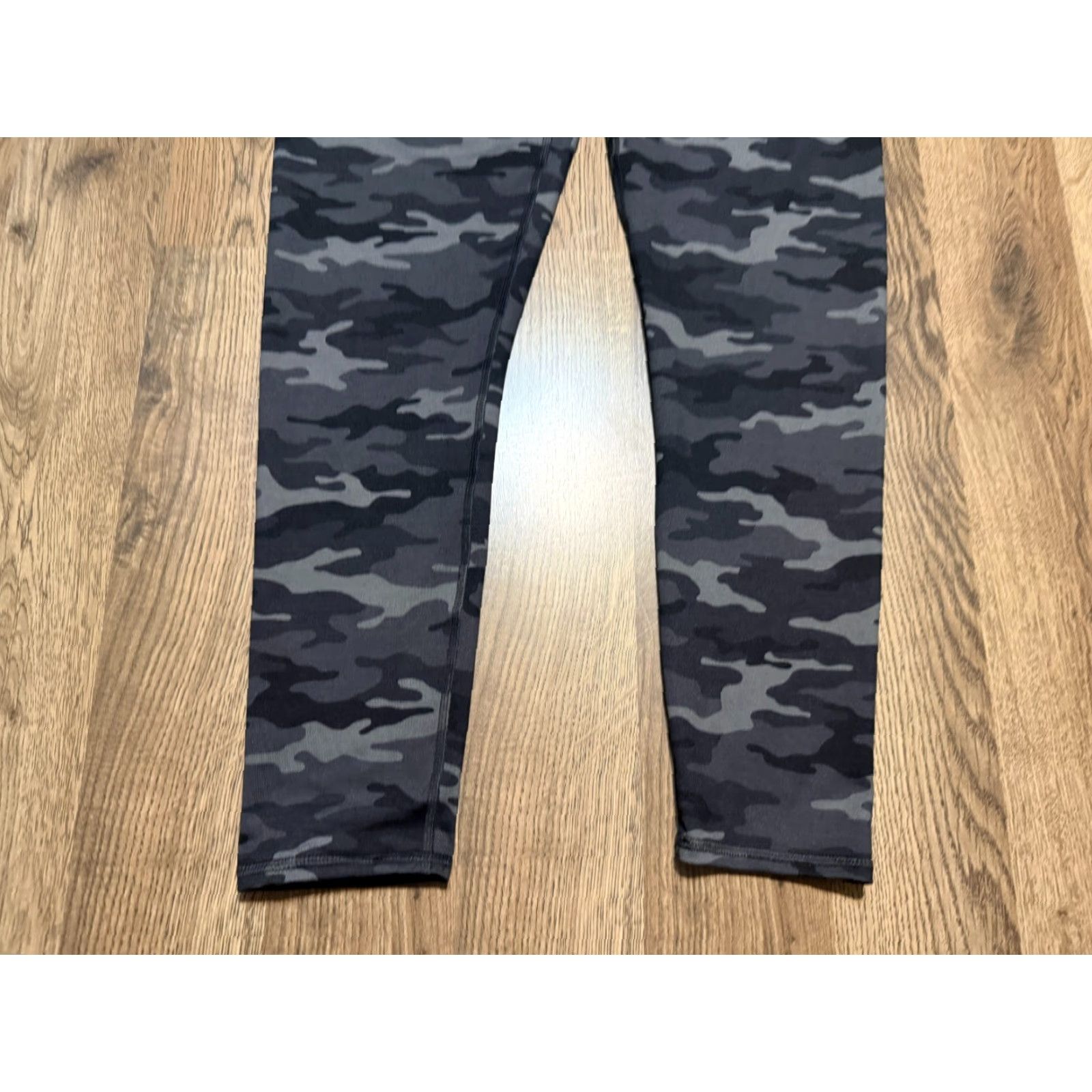 Vintage Maurices Leggings Women's Medium Black Gray Camouflage High Rise Stretch Size 32" / US 10 / IT 46 - 3 Thumbnail