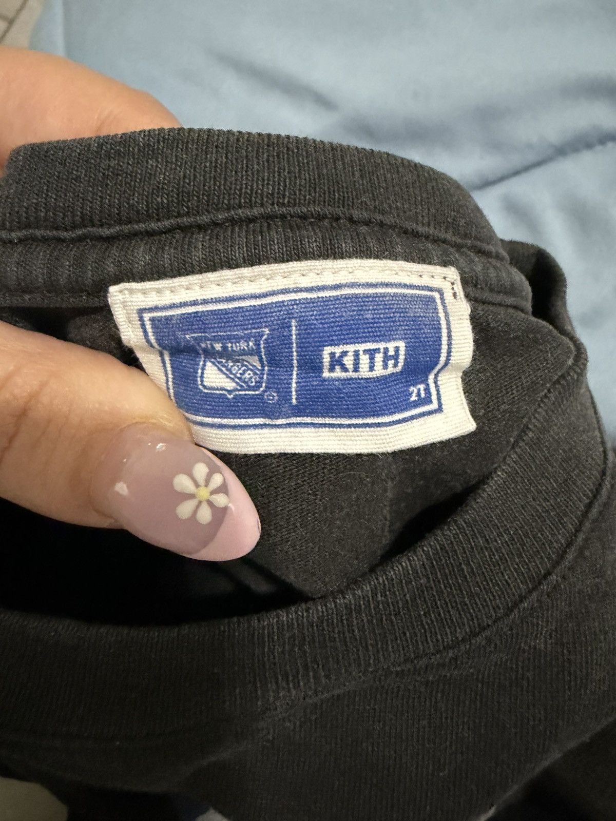 Kith Kith Kids New York Rangers On Ice Vintage Tee Size 2T Size US XXS / EU 40 - 4 Thumbnail