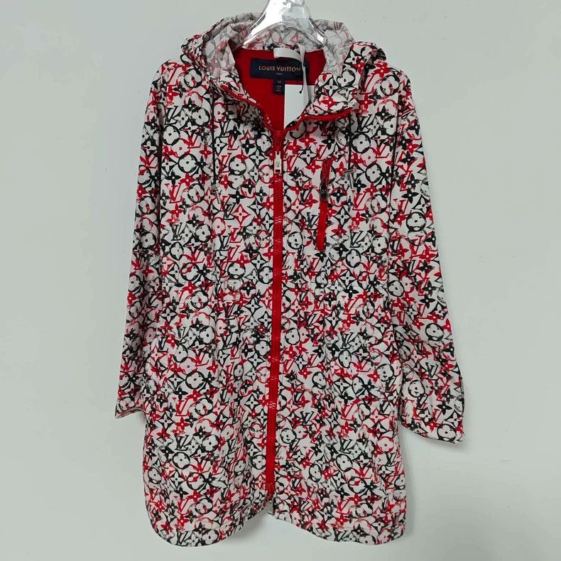 Louis Vuitton Louis Vuitton Graffiti Print Windbreaker Jacket Size US M / EU 48-50 / 2 - 1 Thumbnail