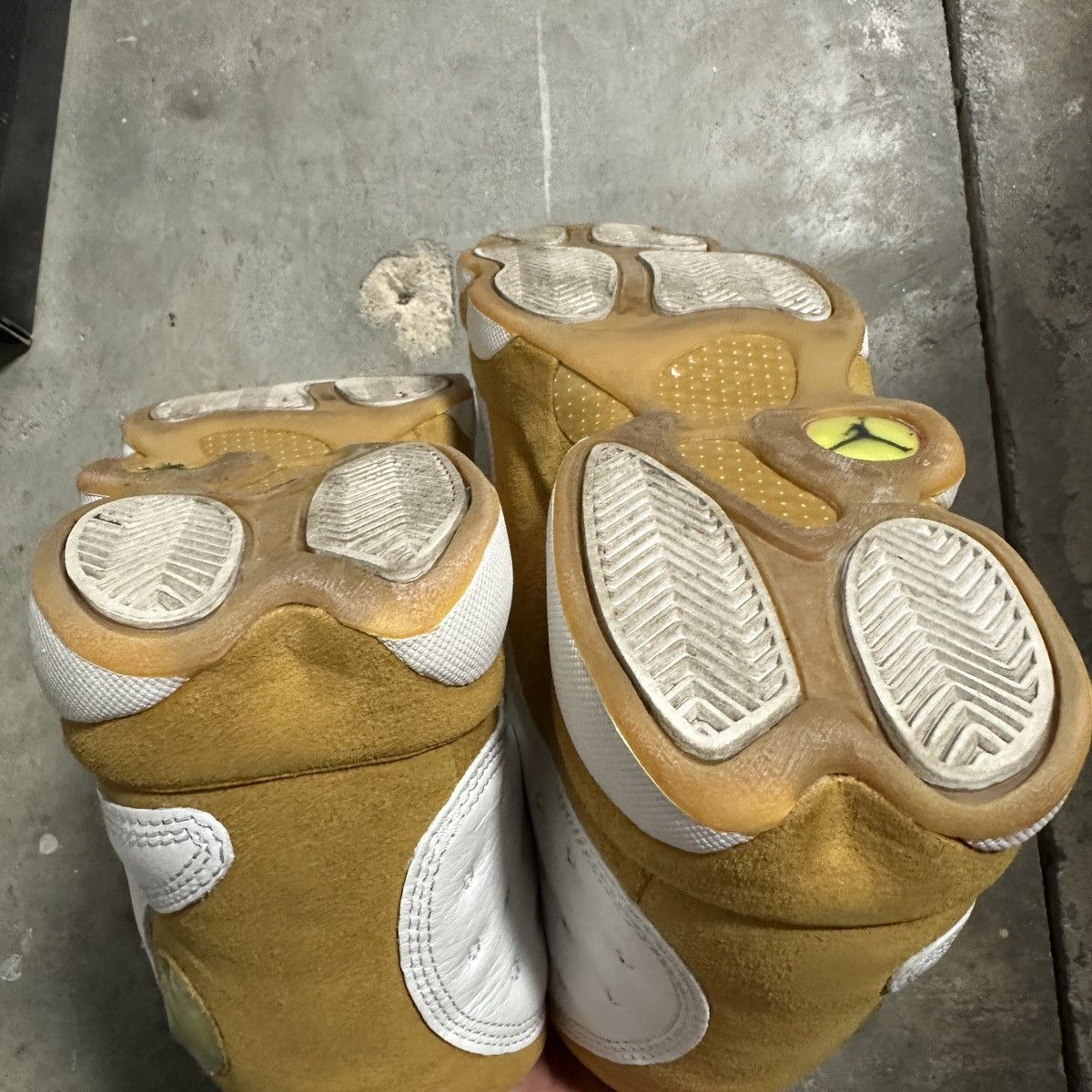 Jordan Brand Vintage Air Jordan 13 Retro “Wheat” 2004 Size US 8.5 / EU 41-42 - 4 Thumbnail