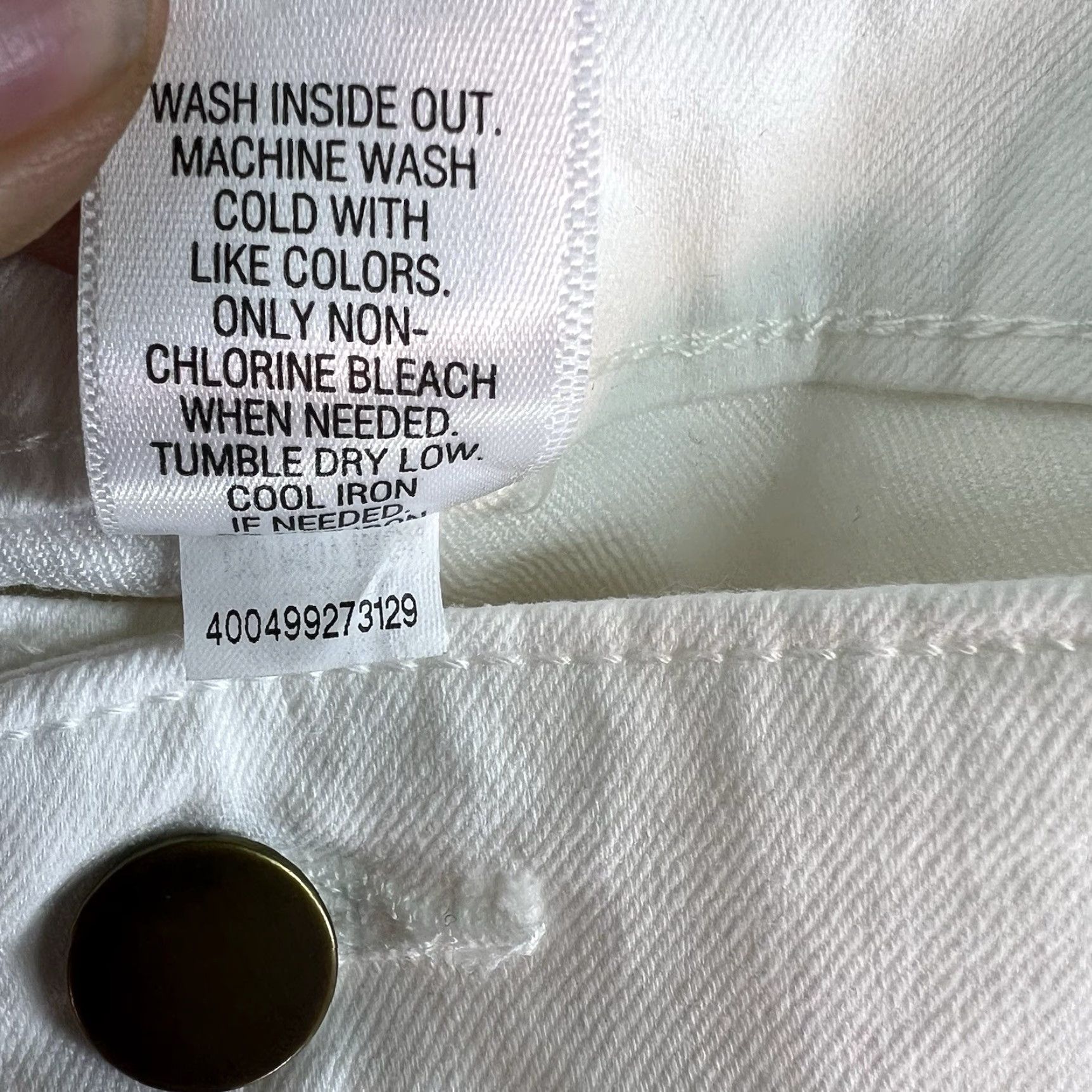 Vintage a:glow Maternity White a:glow Boyfriend Shorts Denim 12 Womens Regular High Rise 4.5 Inseam 5-Pocket NWT Non NWT Size 34" / US 12 / IT 48 - 5 Thumbnail